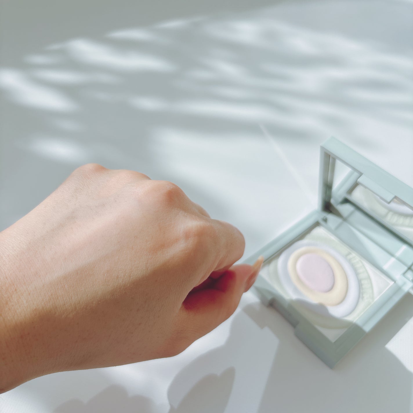 ネビュラ プレストパウダー/FUNNY ELVES方里/プレストパウダーを使ったクチコミ(3枚目)