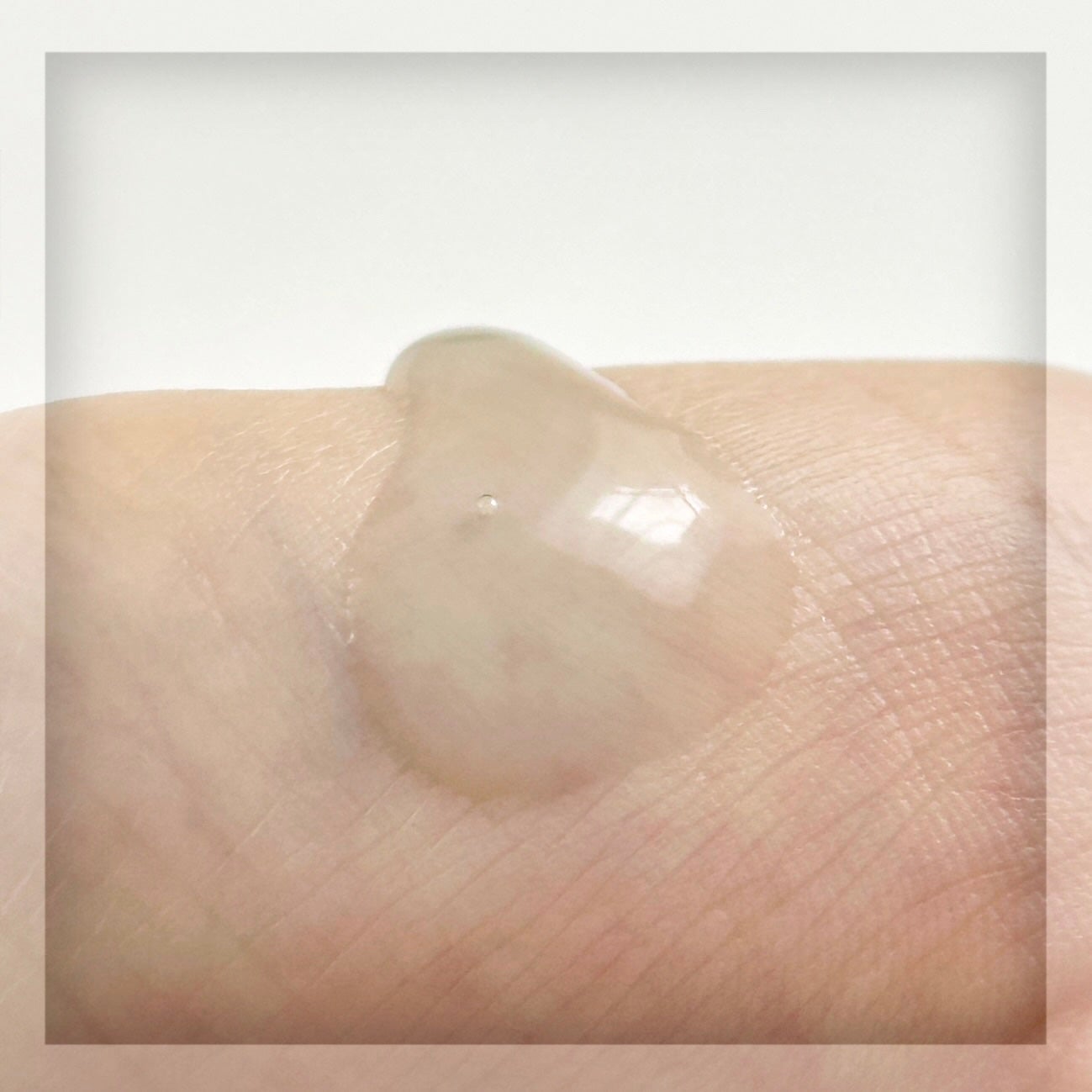 SOOTHE FORTE SERUM/essenciel/ブースター・導入液を使ったクチコミ(4枚目)