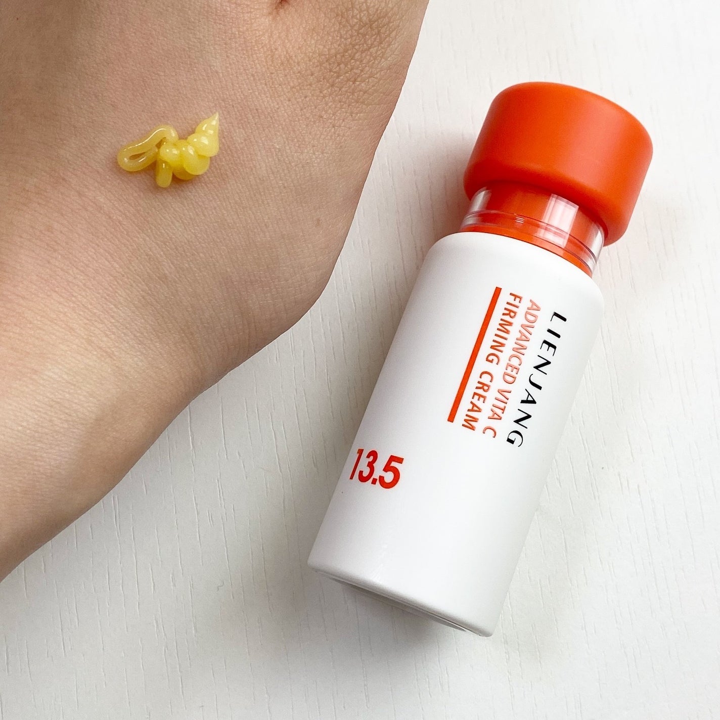 アドバンスド ビタC ファーミングクリーム 13.5/リエンジャン/フェイスクリームを使ったクチコミ(3枚目)