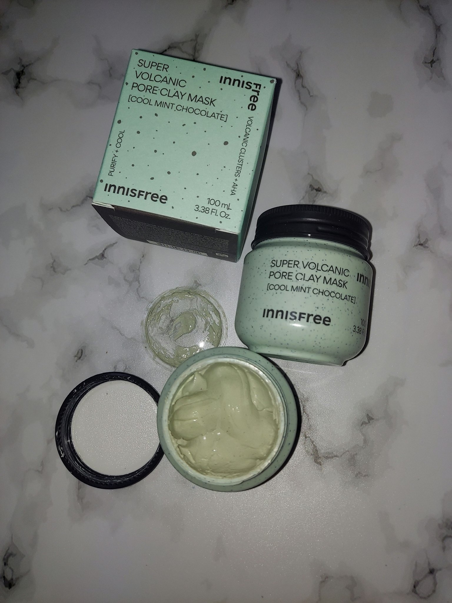 スーパーヴォルカニック　ポア　クレイマスク　クールミントチョコレート/innisfree/洗い流すパック・マスクを使ったクチコミ（2枚目）