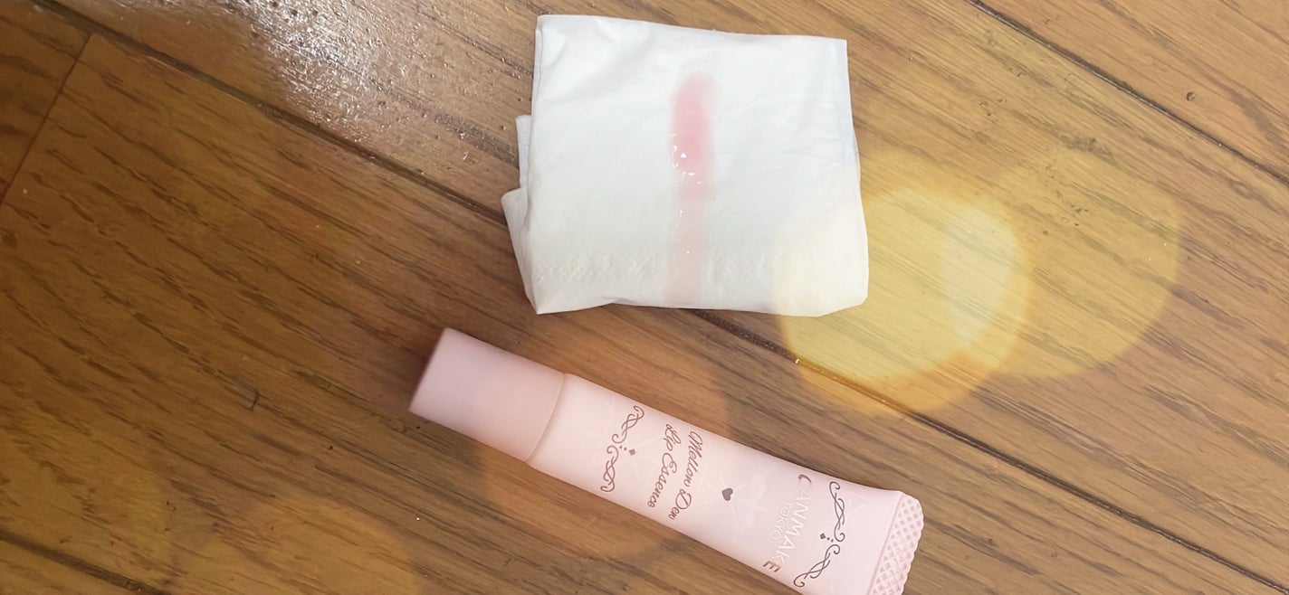 ⭐︎れな⭐︎ on LIPS 「少しつけたらくちびるがちゅるんちゅるんになります!他のリップの..」(3枚目)