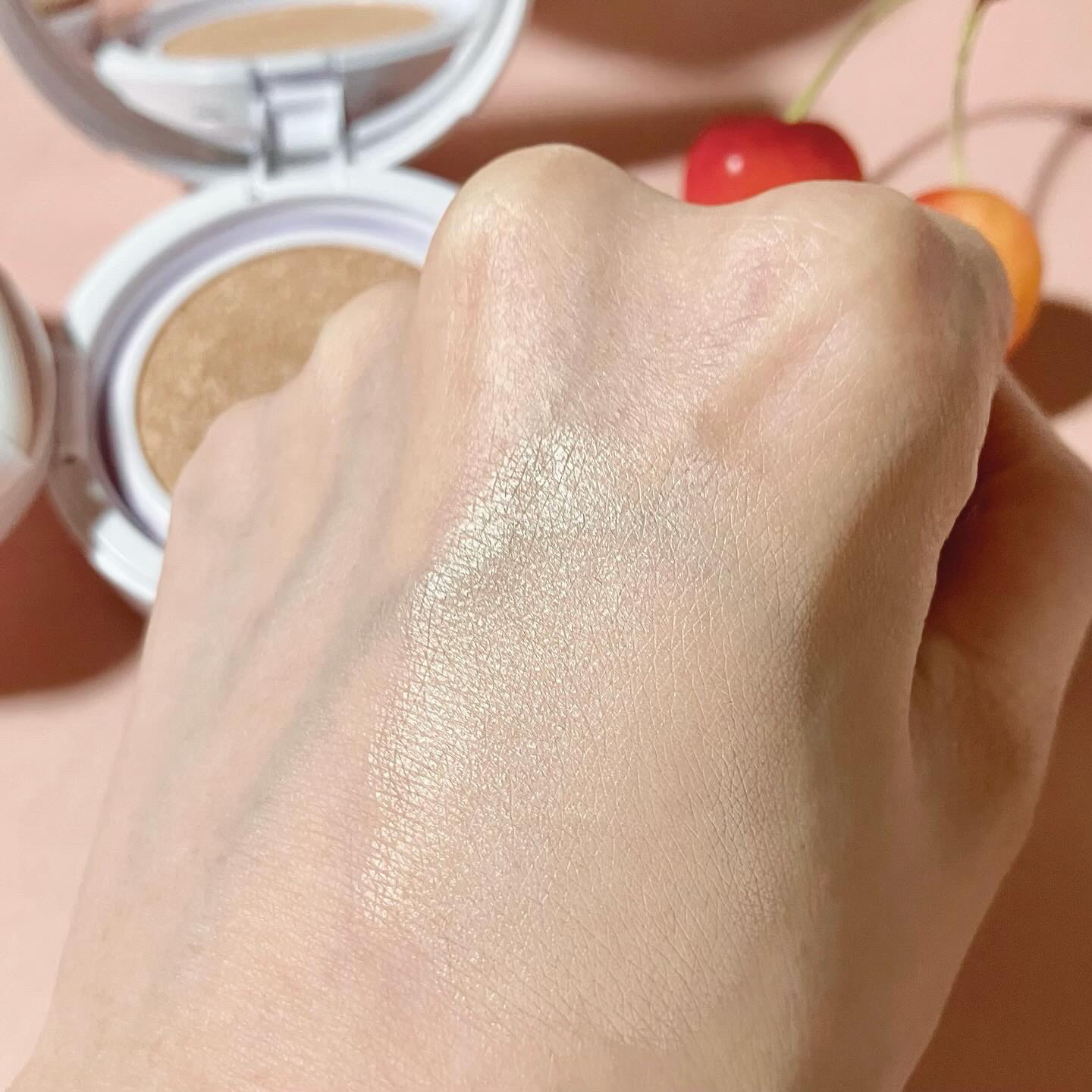 COSCOS UHDフルカバレッジクッション532(ナチュラルベージュ)/COSCOS/クッションファンデーションを使ったクチコミ（3枚目）