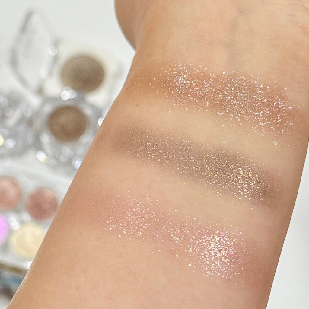 モノアイシャドウ/Laka/単色アイシャドウを使ったクチコミ(5枚目)