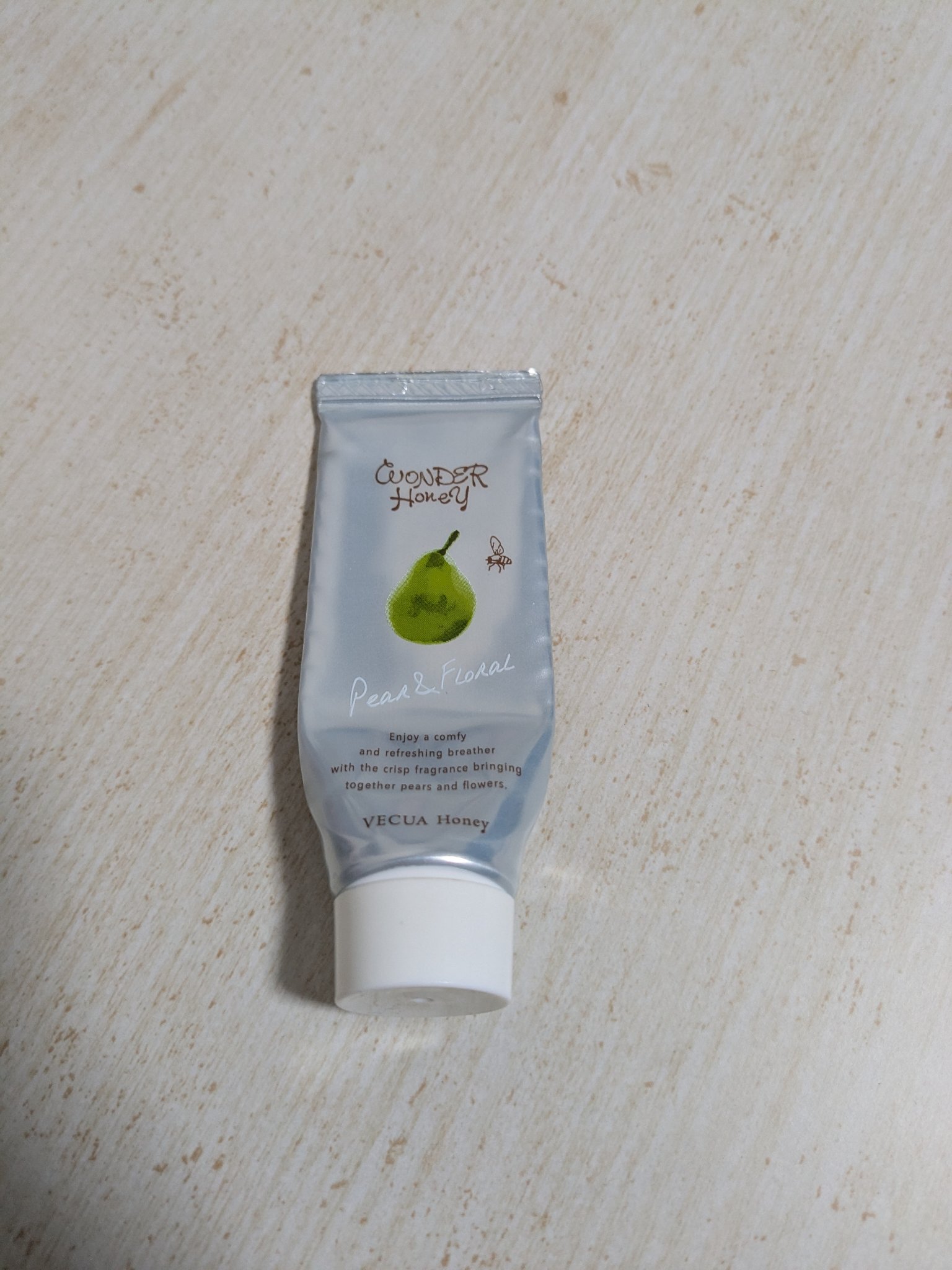 VECUA Honey ワンダーハニー はちみつの森のハンドクリームギフトのクチコミ「【使いきり】

VECUA Honey ワンダーハニー はちみつの森のハンドクリームギフト ペ.....」（1枚目）