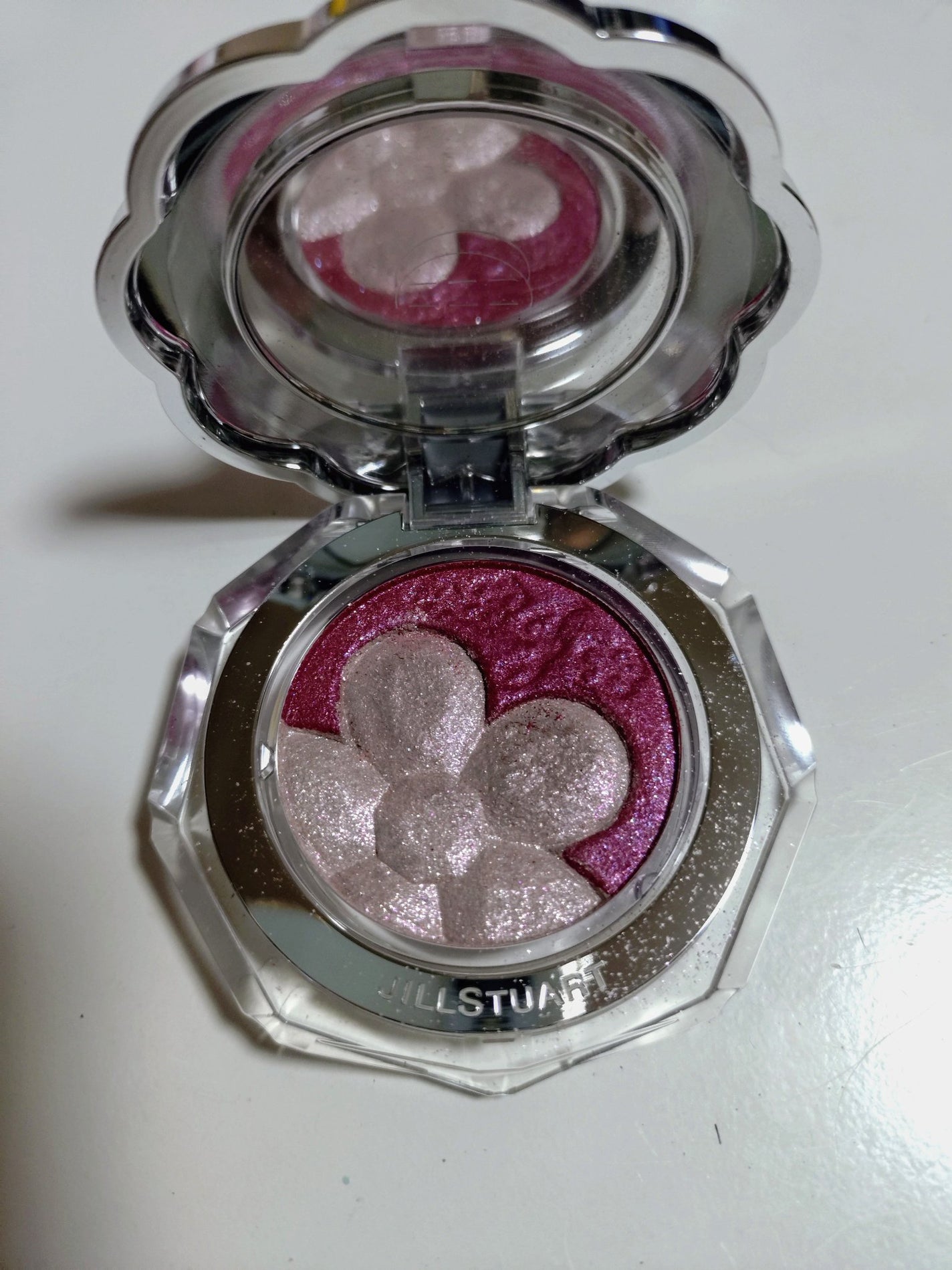 ジルスチュアート クリスタルブルーム ペタルクチュールアイズ デュオ/JILL STUART/アイシャドウパレットを使ったクチコミ(1枚目)