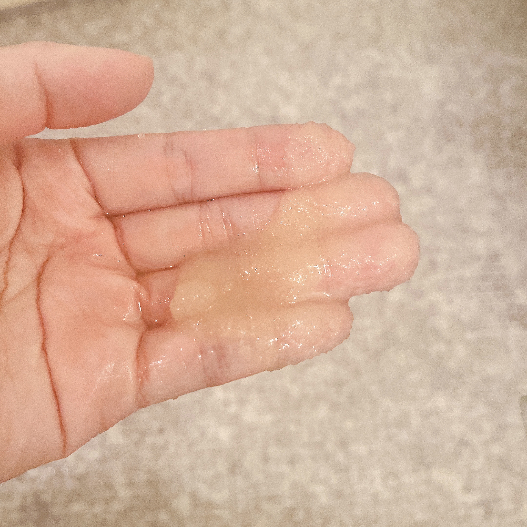 ダメージセラピーボディスクラブ/GROWUS/ボディスクラブを使ったクチコミ（2枚目）