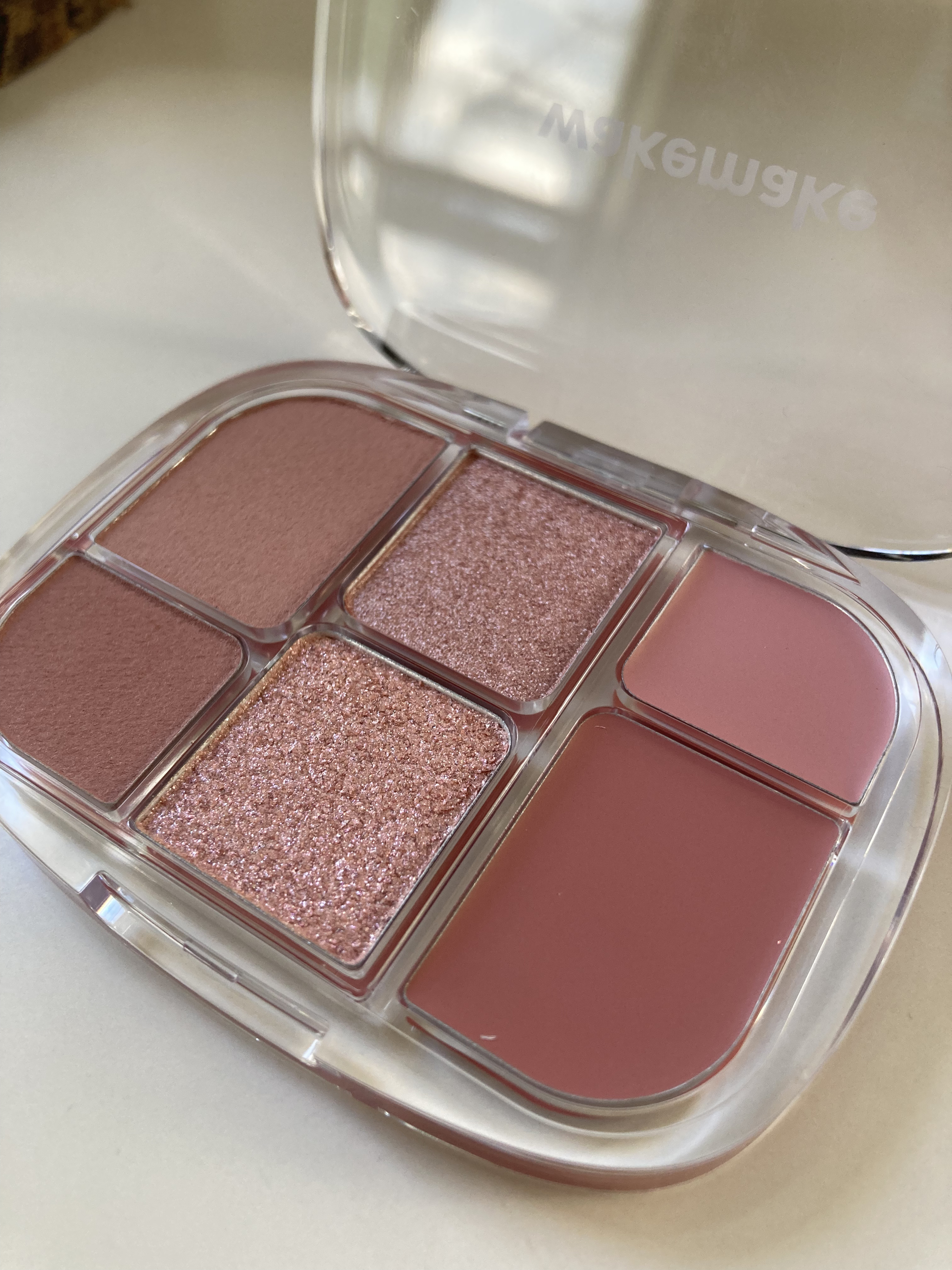 ソフトシアーマルチパレット/wakemake/アイシャドウパレットを使ったクチコミ（3枚目）