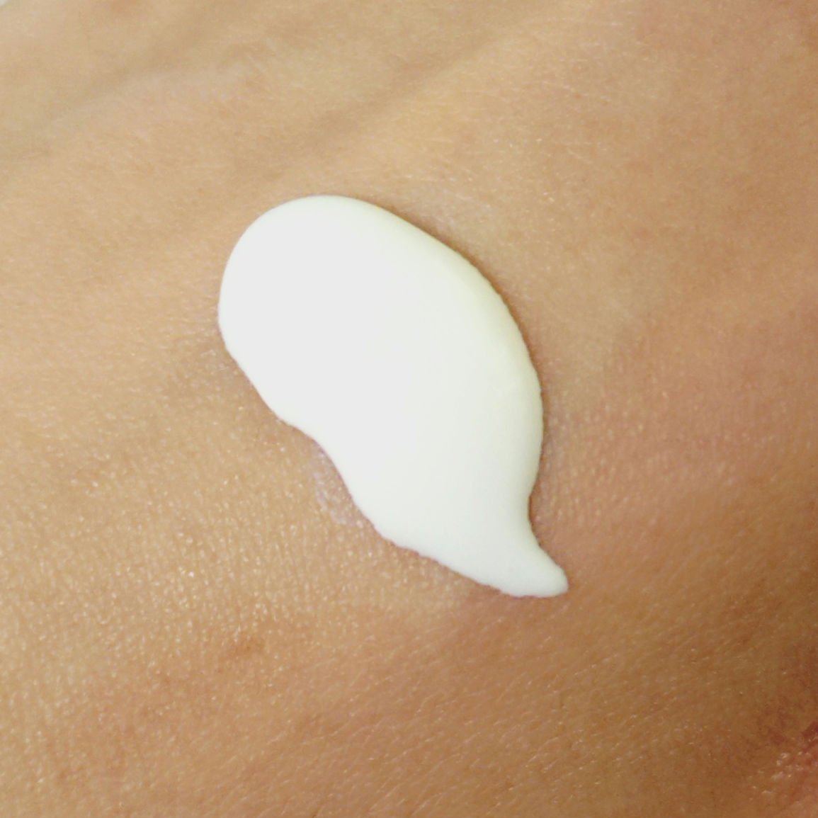 ビオレUV アクアリッチ ウォータリーホールドクリーム（水肌記憶UV）/ビオレ/日焼け止めクリームを使ったクチコミ（2枚目）