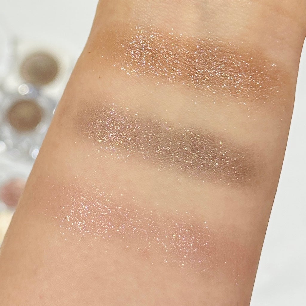 モノアイシャドウ/Laka/単色アイシャドウを使ったクチコミ(3枚目)