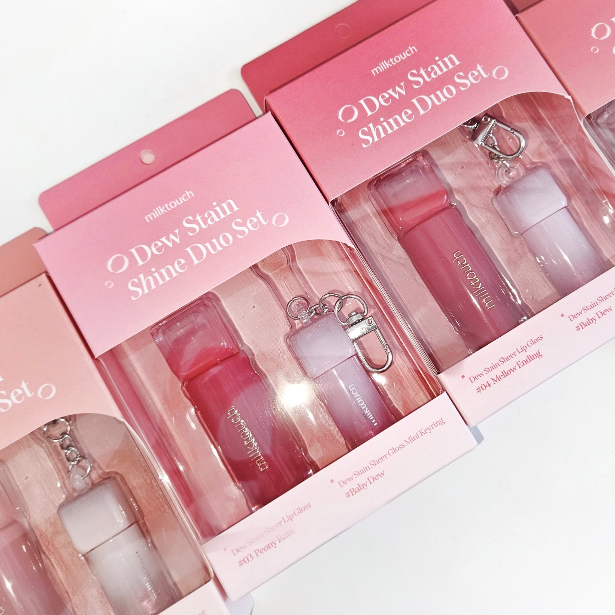 Milk Touchのリップグロス デューステインシアーリップグロス他、1商品