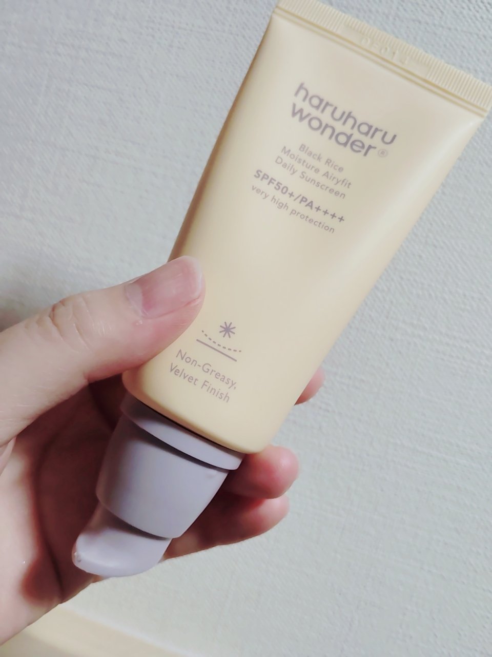 ブラックライスモイスチャーエアリーフィットデイリーサンスクリーン/haruharu wonder/日焼け止めクリームを使ったクチコミ（2枚目）