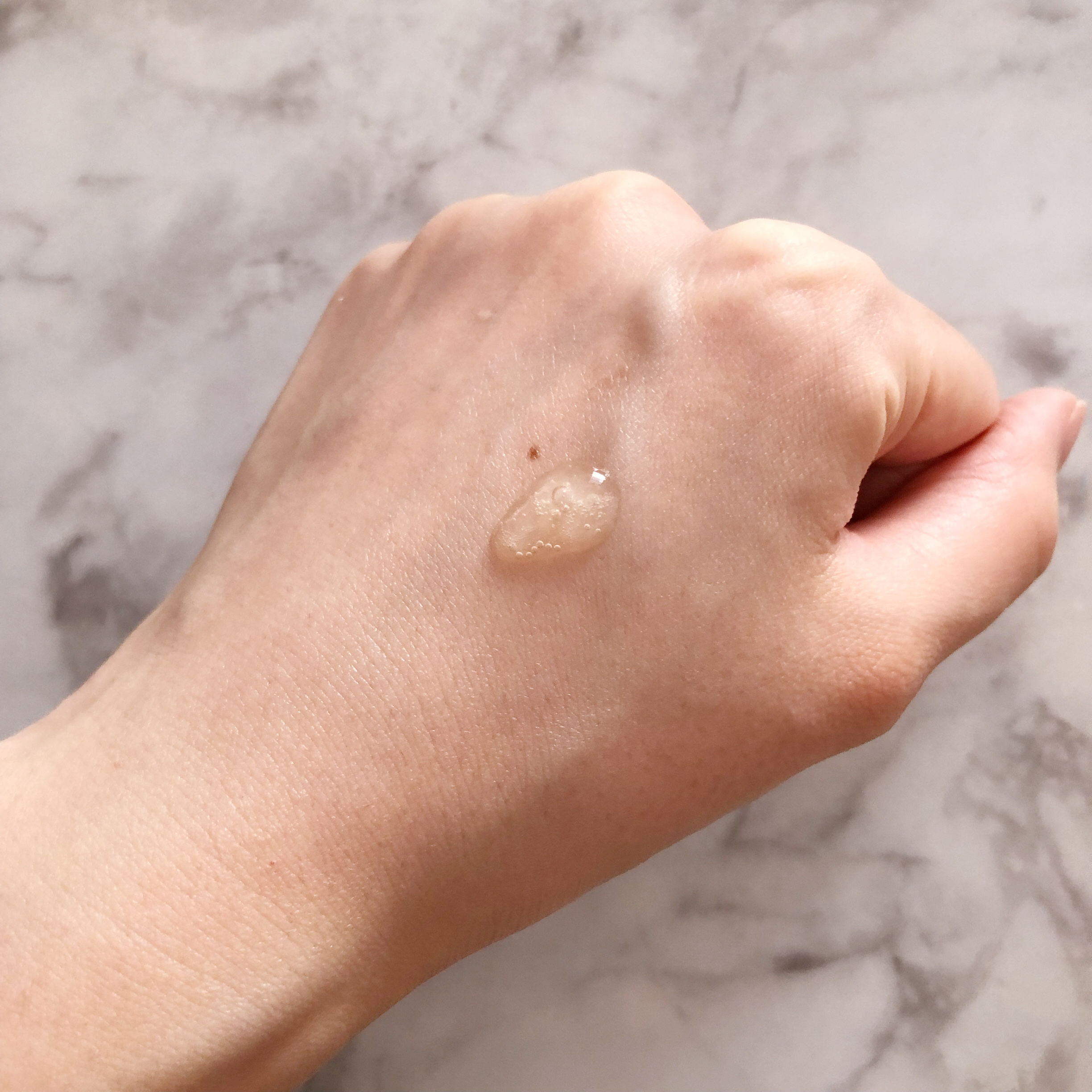 ヨル スキン オーバーナイトセラム クリア/YOLU/美容液を使ったクチコミ（2枚目）