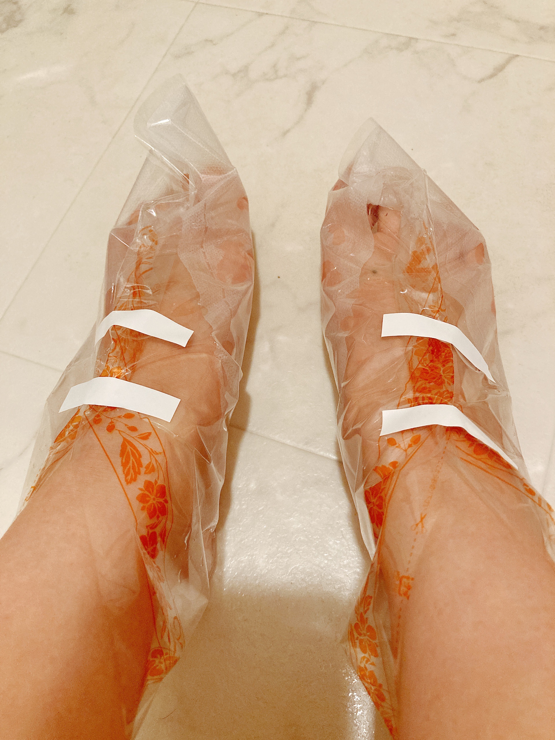 足裏角質パック ティアラローズの香り/EVERYYOU/レッグ・フットケアを使ったクチコミ（3枚目）