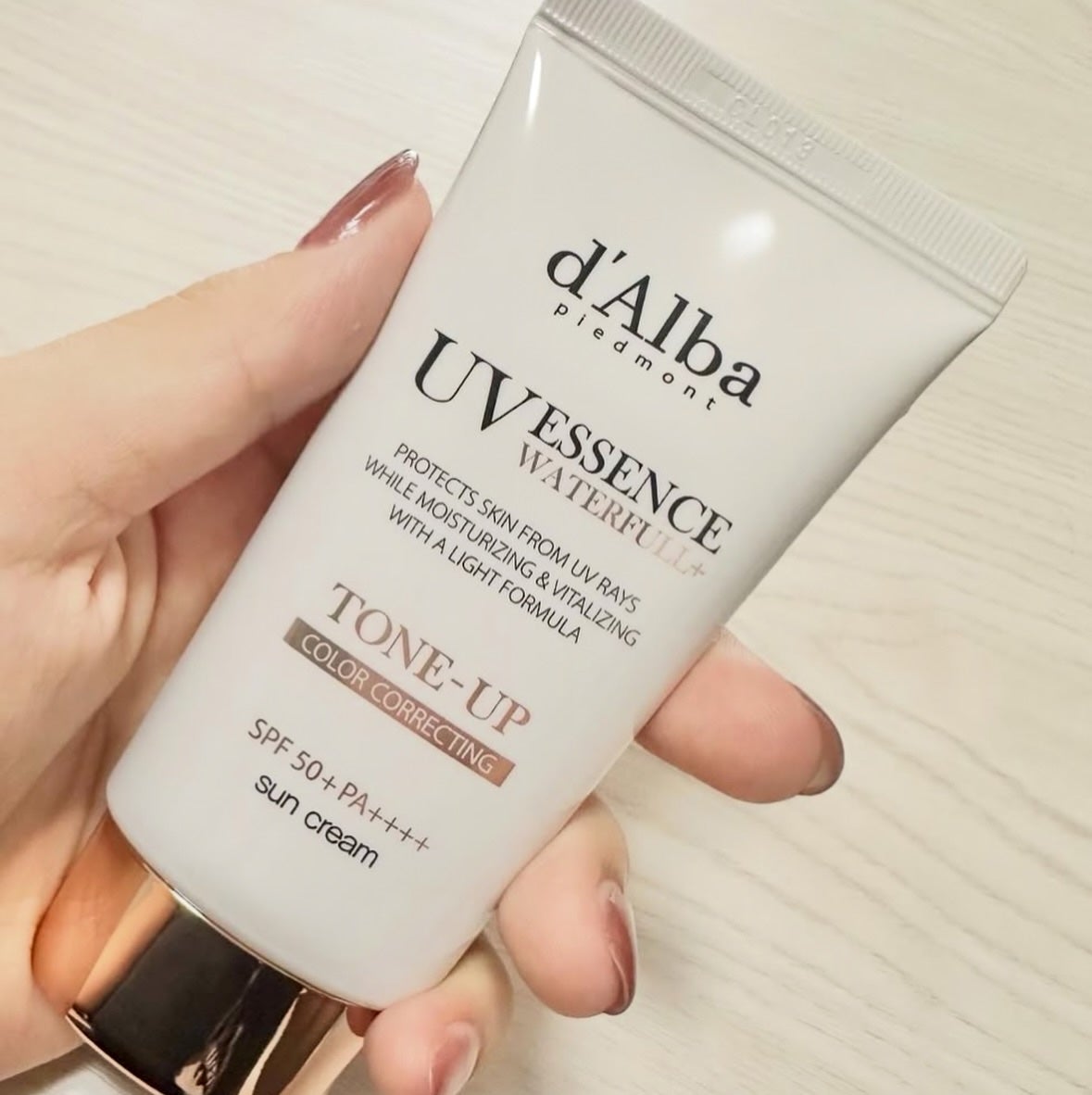 ウォータフルトーンアップサンクリーム/ダルバ/日焼け止めクリームを使ったクチコミ(2枚目)