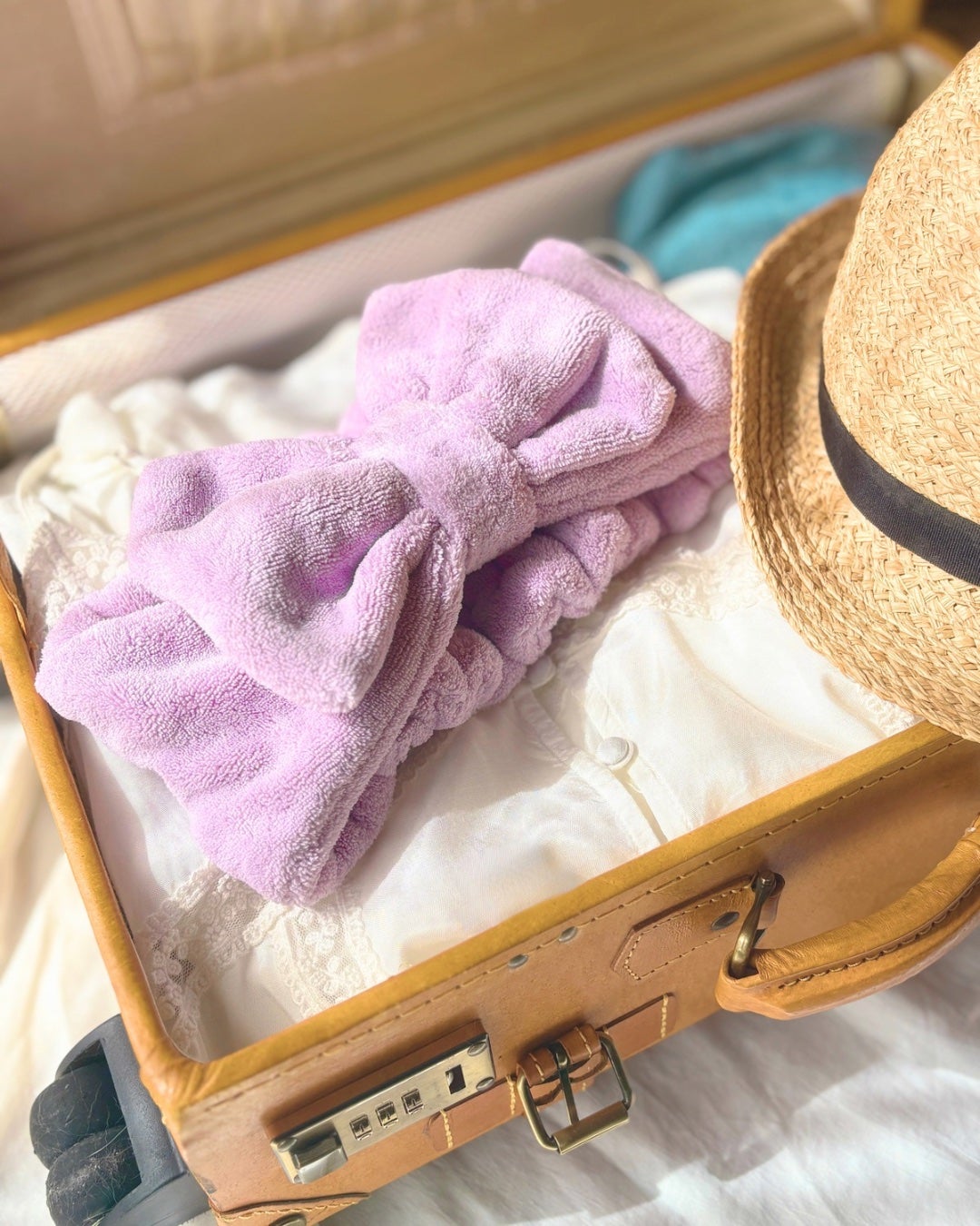 mofumo on LIPS 「旅先でも、セルフケアの時間を。@mofumo_towel_of..」(3枚目)