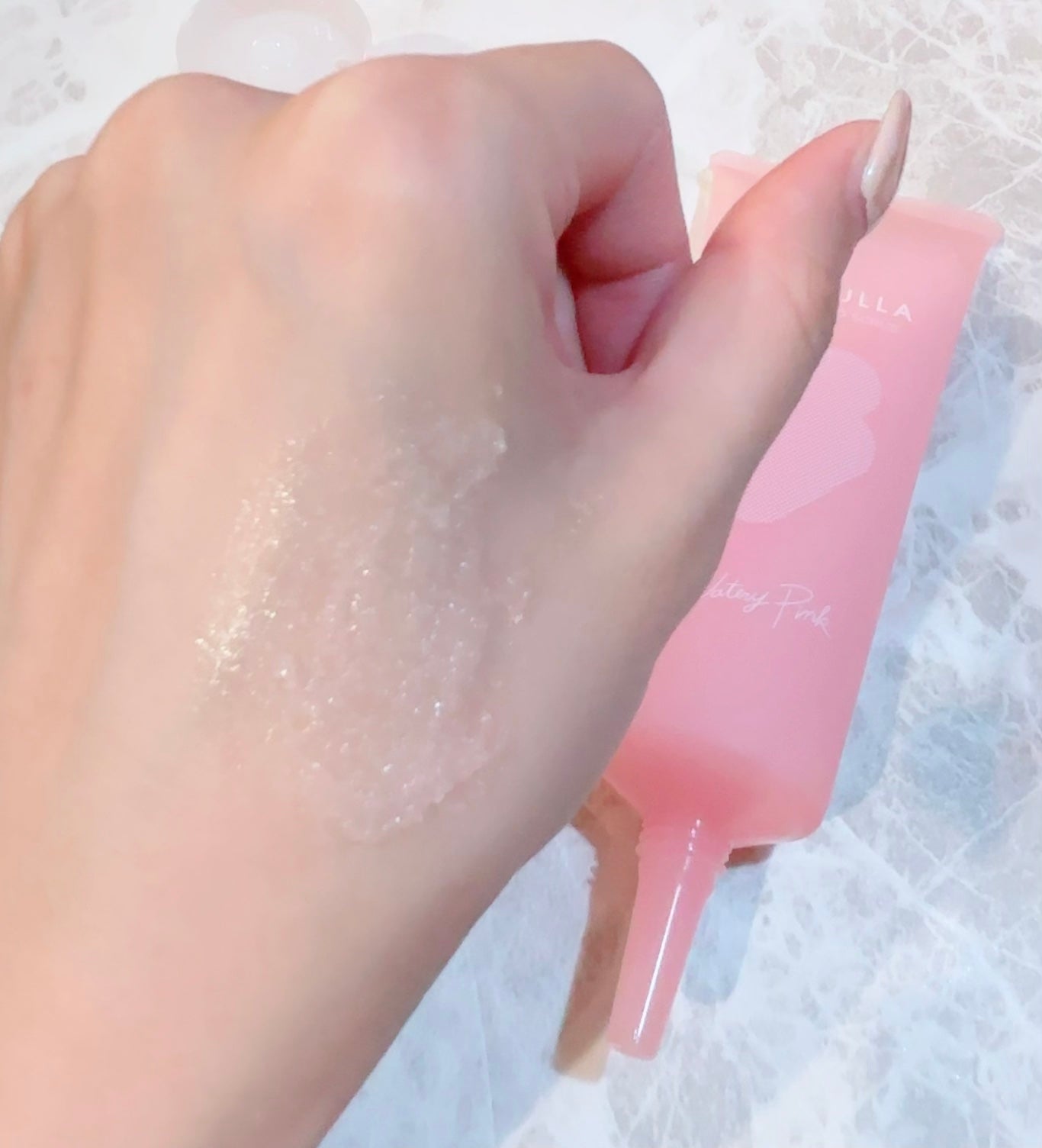 MEDULLA CLEAR HEAD SCRUB(薬用クリアヘッドスクラブ)ウォータリーピンク/MEDULLA/ヘッドスクラブを使ったクチコミ(3枚目)