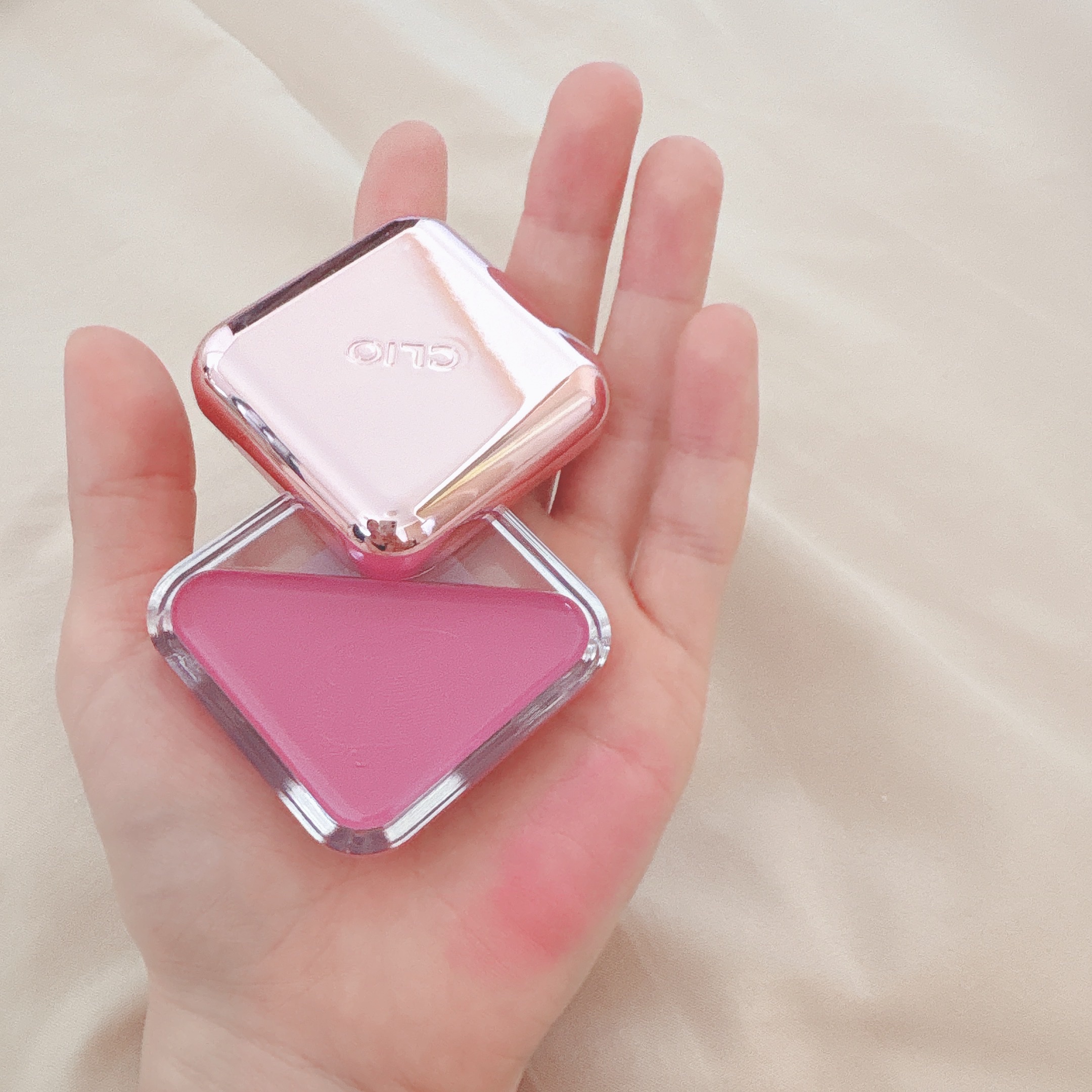 エッセンシャル リップチーク タップ/CLIO/ジェル・クリームチークを使ったクチコミ（3枚目）