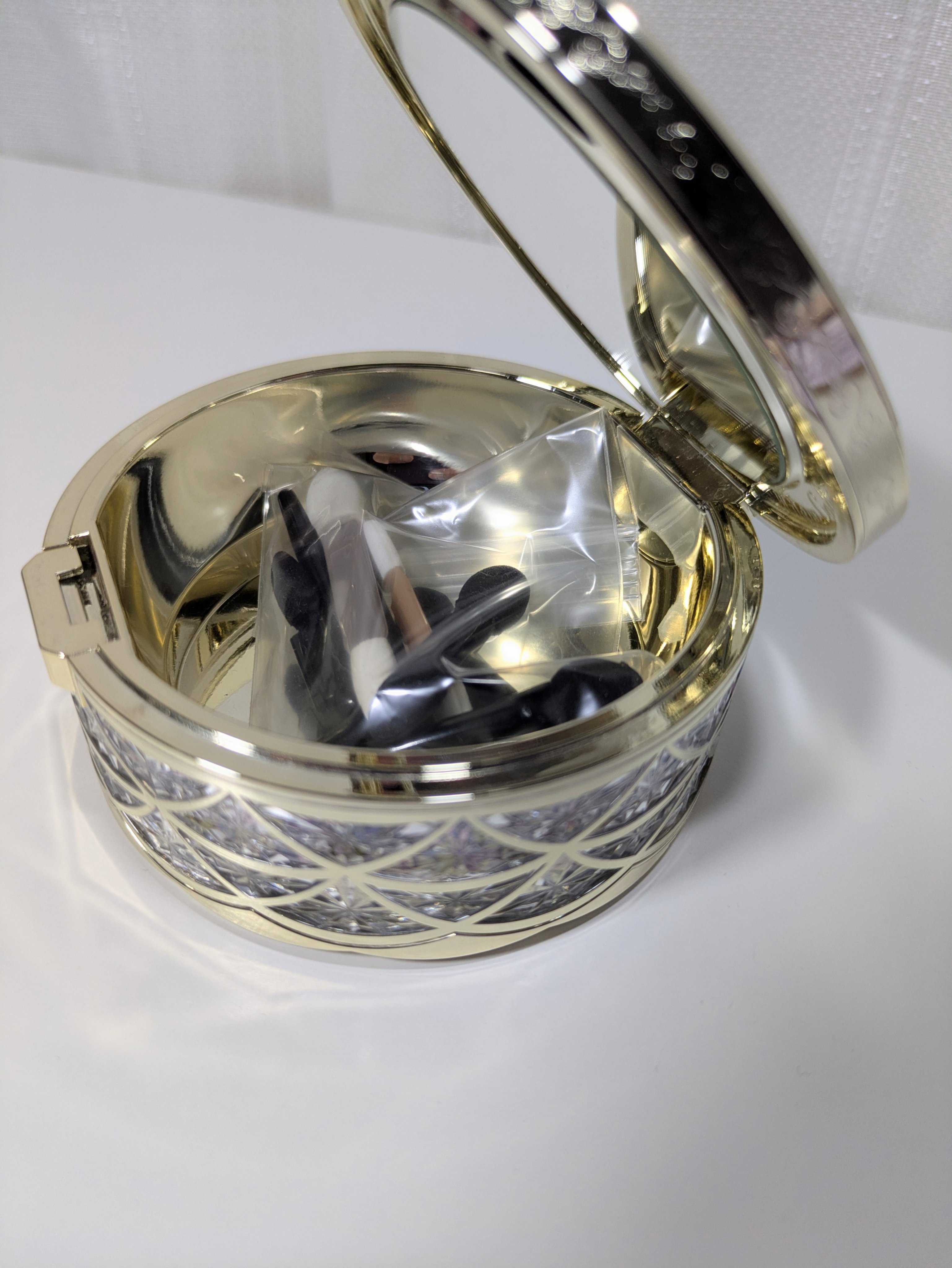 苺のクチコミ「ミラノコレクション　フェースアップパウダー2020

昔に１回だけ使ってたんですけど…
香りが.....」（2枚目）