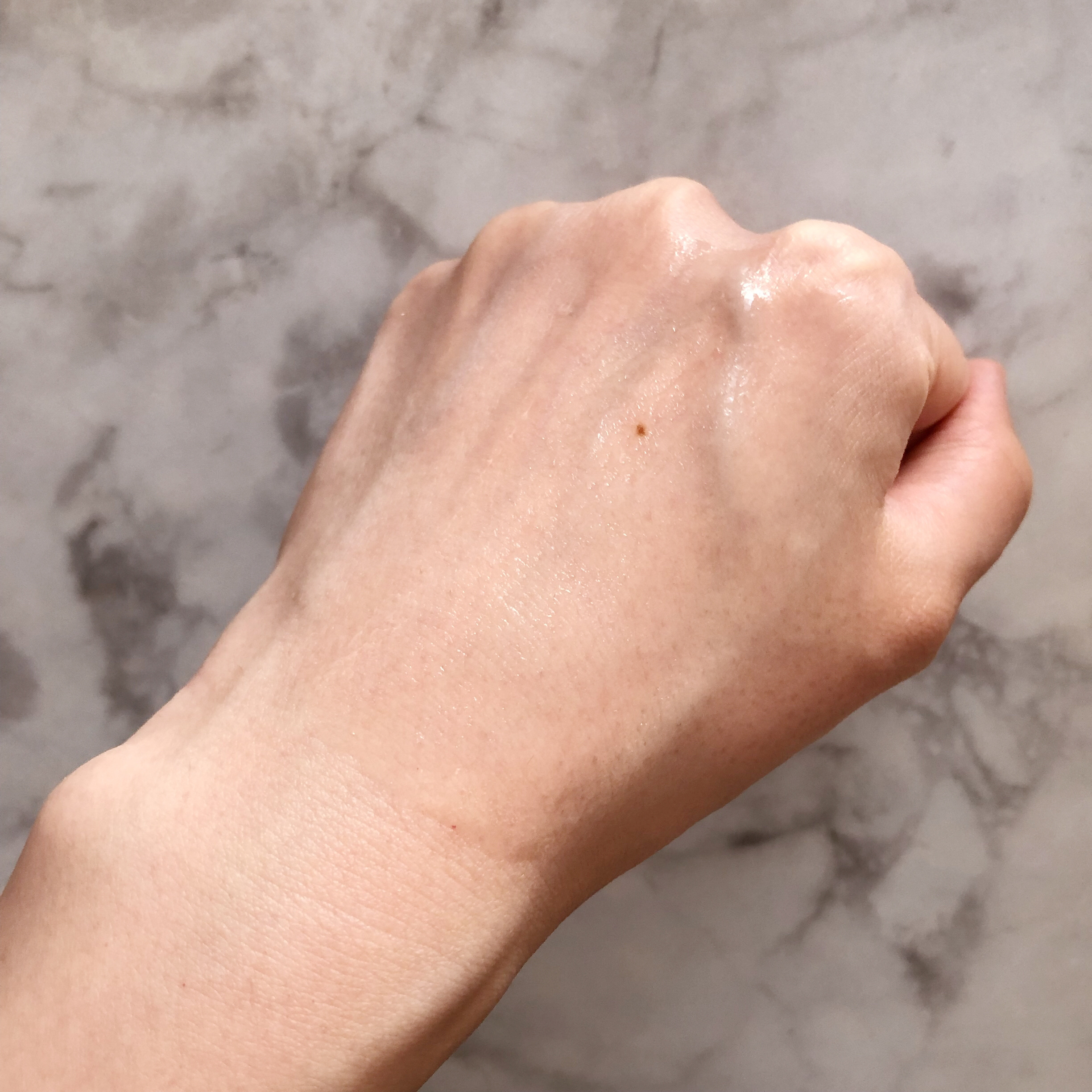 ヨル スキン オーバーナイトセラム クリア/YOLU/美容液を使ったクチコミ（3枚目）