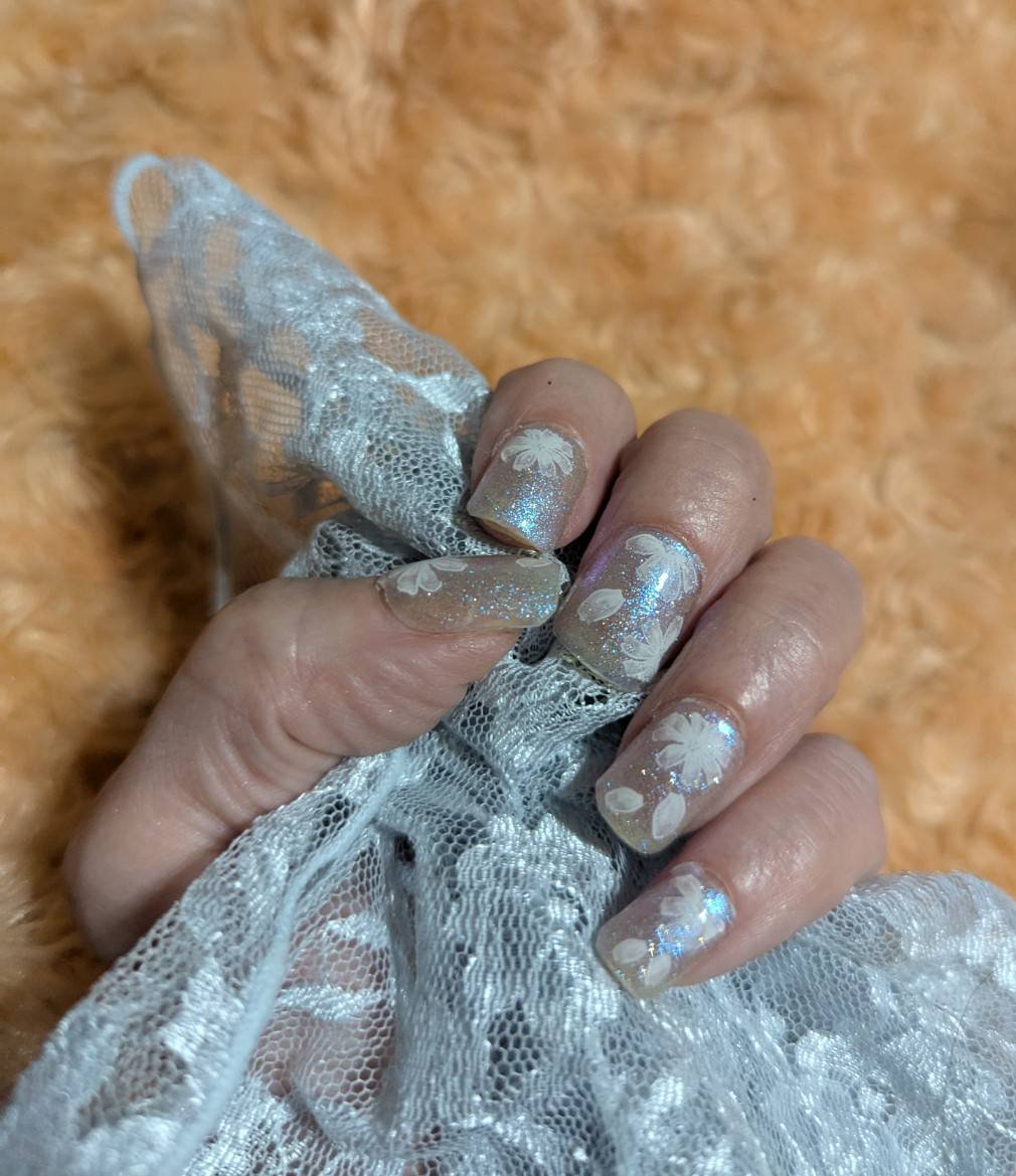 カラフルネイルズ N52 マーメイドスケール/キャンメイク/マニキュアを使ったクチコミ（2枚目）