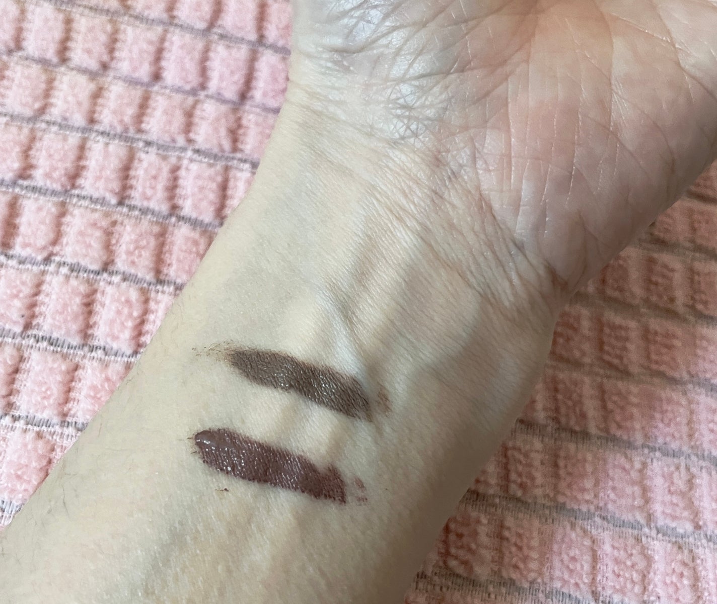 ヘビーローテーション カラーリングアイブロウEX/ヘビーローテーション/眉マスカラを使ったクチコミ(2枚目)