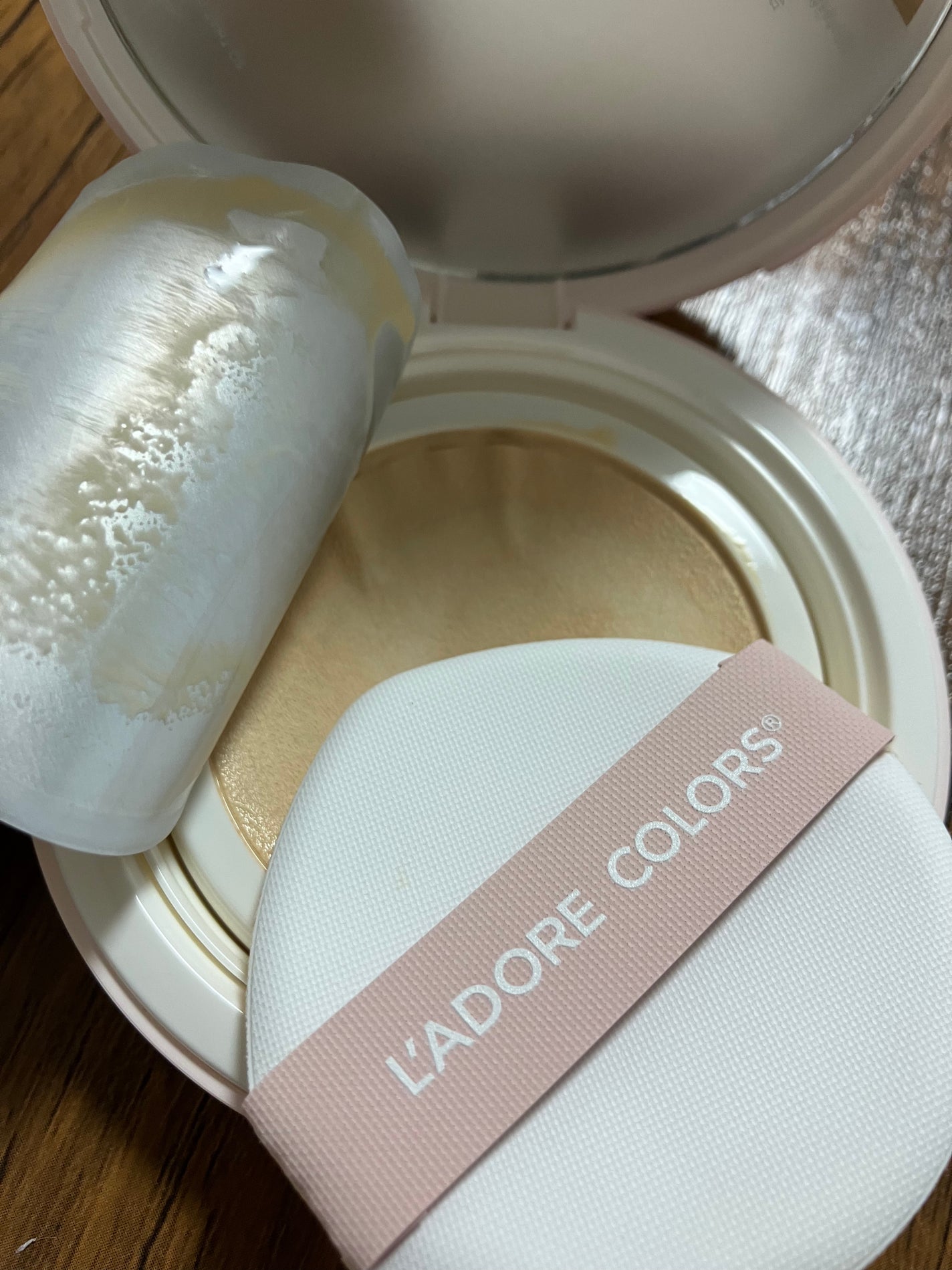 L'ADORE COLORS レインコート クッション ファンデーション/L'adore Colors/クッションファンデーションを使ったクチコミ(2枚目)