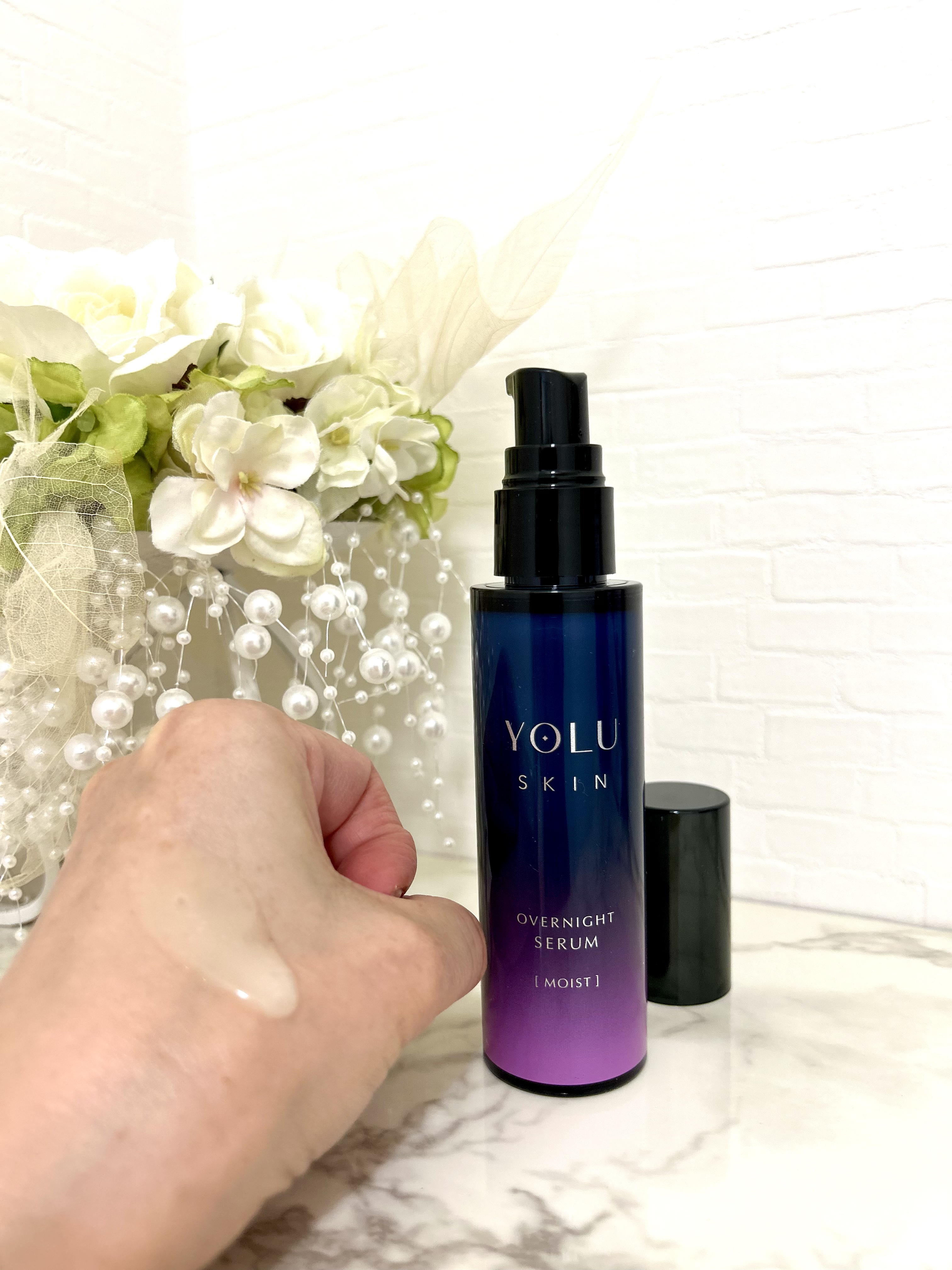 ヨル スキン オーバーナイトセラム モイスト/YOLU/美容液を使ったクチコミ（2枚目）