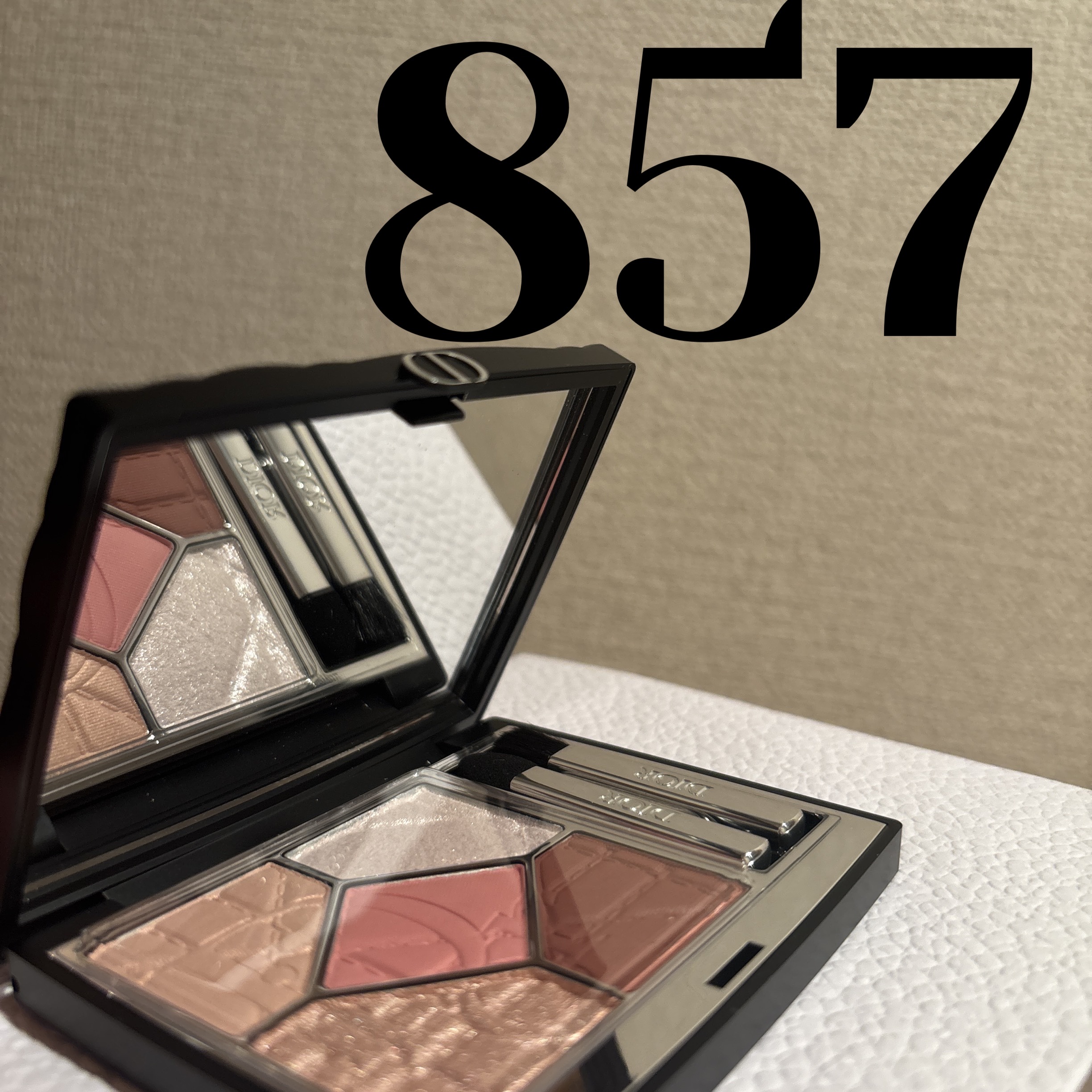 【旧】ディオールショウ サンク クルール（限定品） 857 ローズ オーガンザ/Dior/アイシャドウを使ったクチコミ（1枚目）