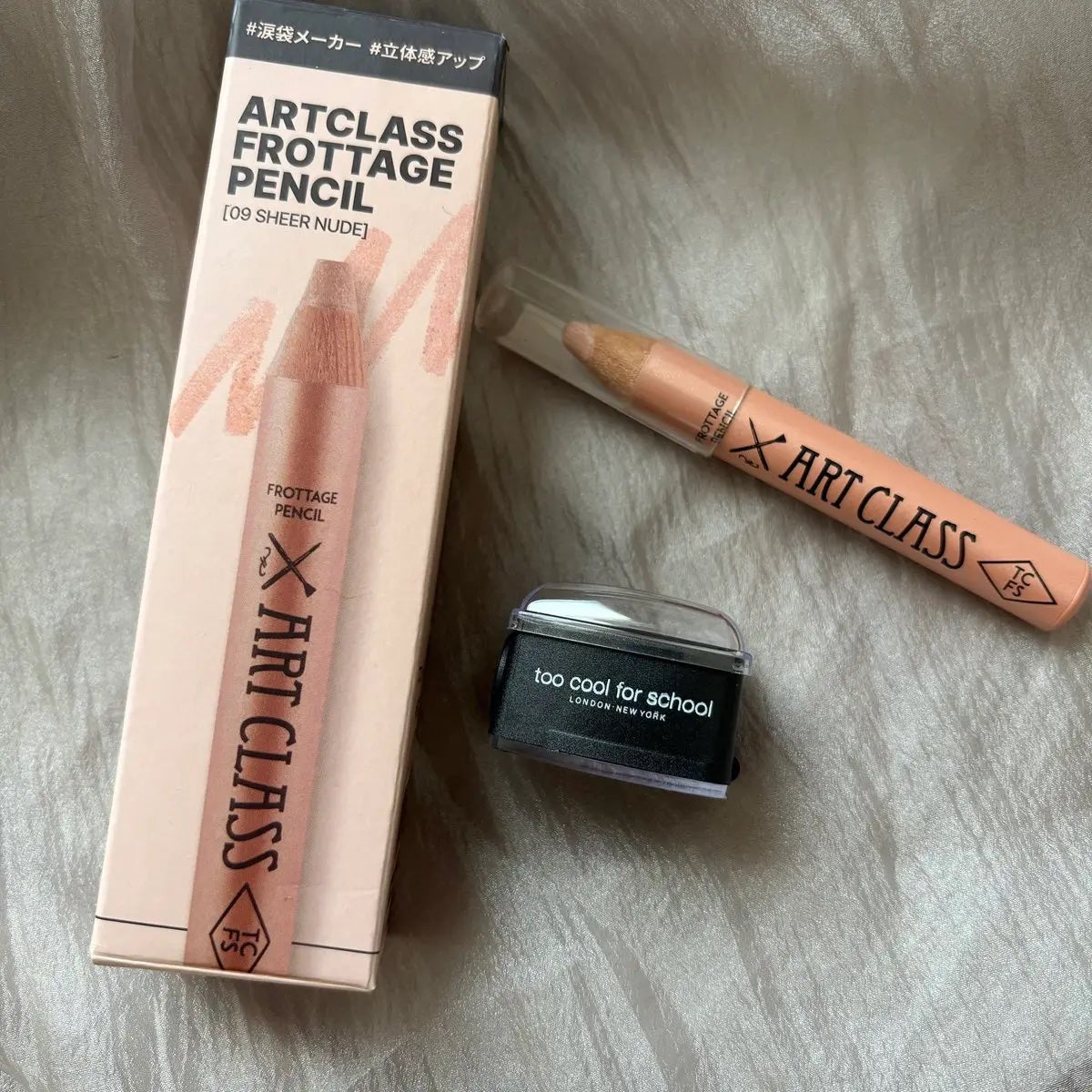アートクラス フロッタージュペンシル/too cool for school/スティックアイシャドウを使ったクチコミ(1枚目)
