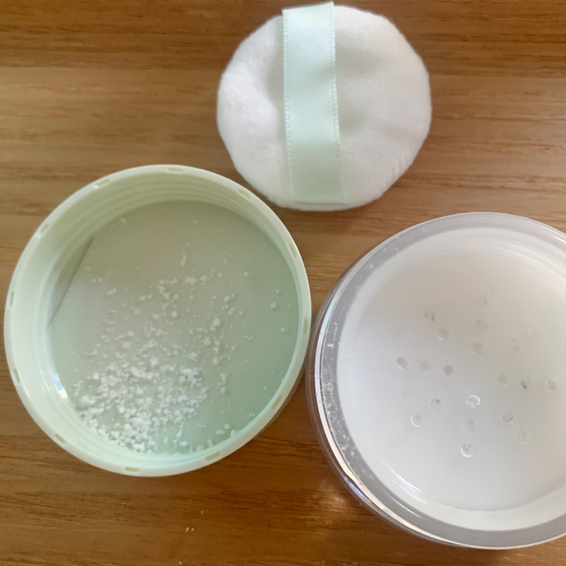 くずれも乾燥もどちらも許さない！メイクキープパウダー/からだWelcia・くらしWelcia/ルースパウダーを使ったクチコミ（3枚目）