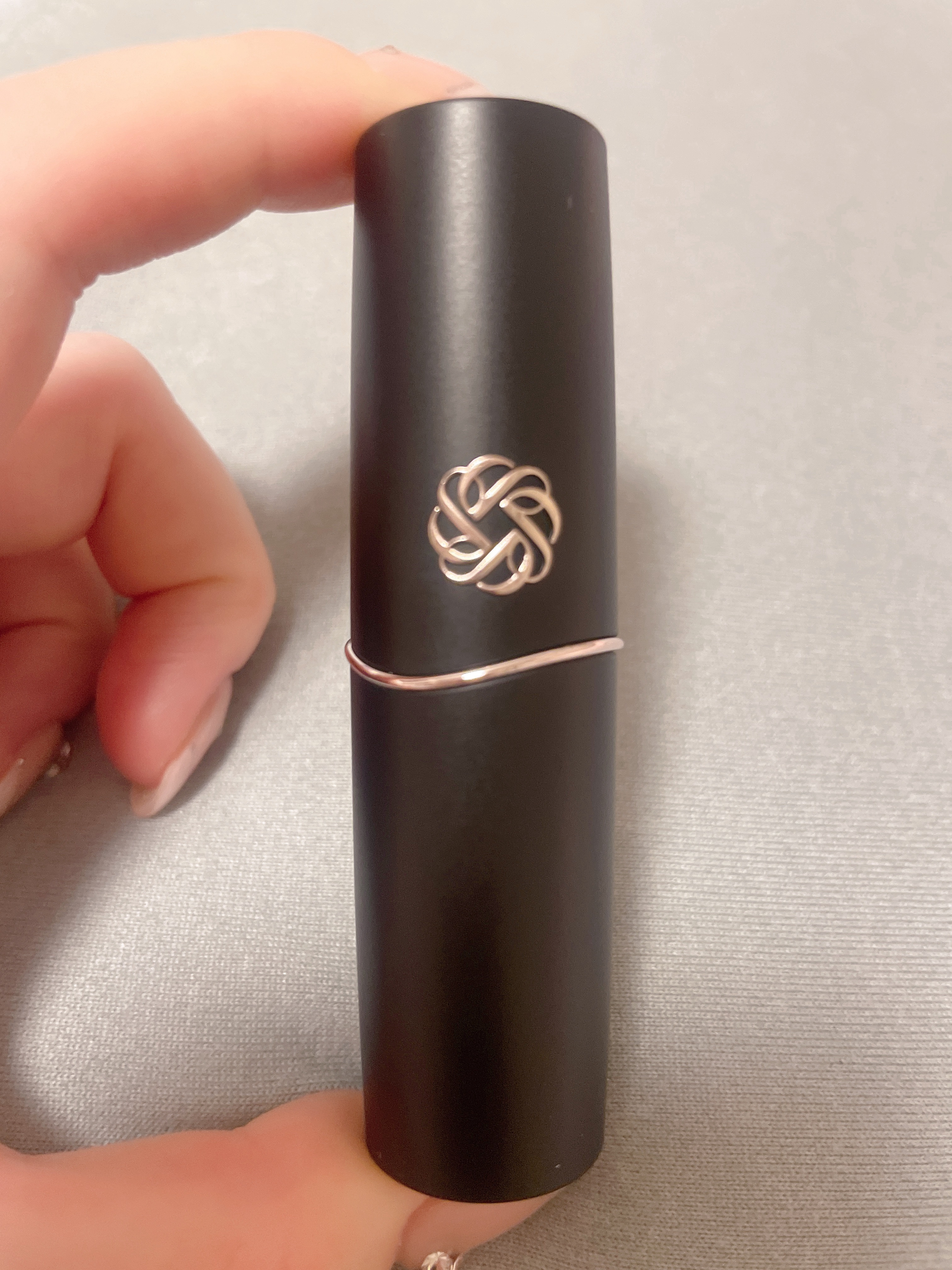 ルージュデコルテ　クリームグロウ 17G nocturnal butterfly/DECORTÉ/口紅を使ったクチコミ（2枚目）