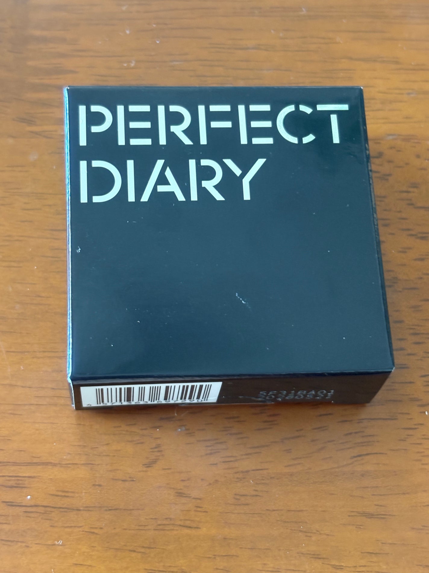 トランスルーシェント ブルーリング セッティング パウダー/PERFECT DIARY/プレストパウダーを使ったクチコミ(1枚目)