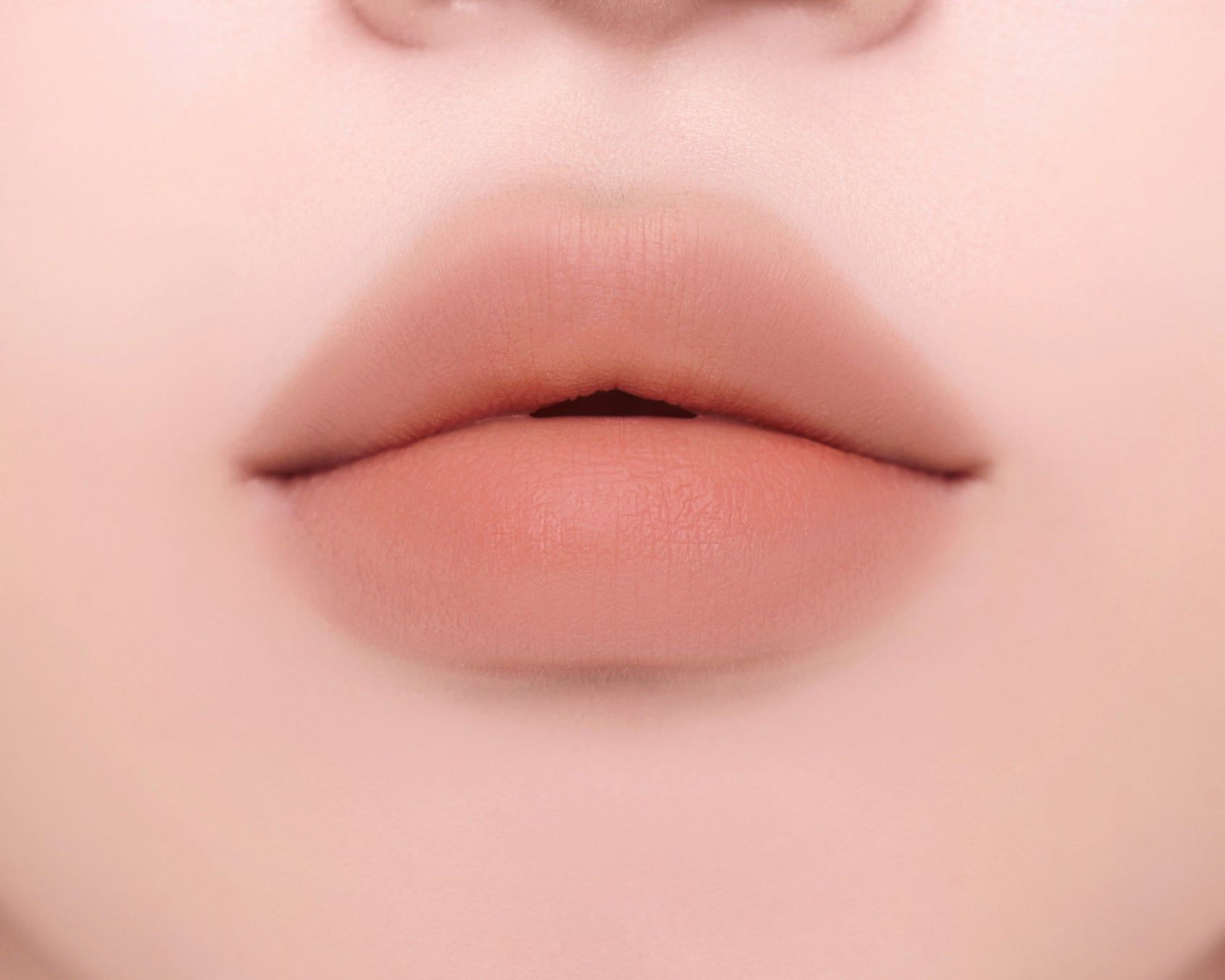 ドットオンムード ラインプルーフリップペンシル 06.ミュートピーチ