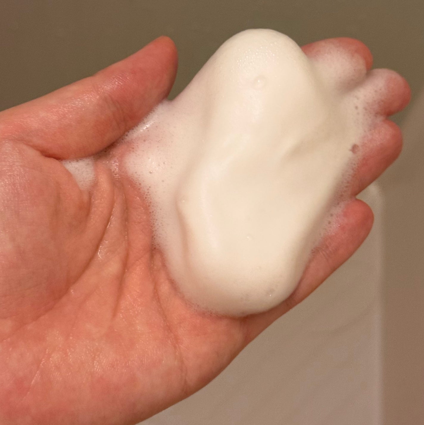 hadakara ボディソープ 泡で出てくるタイプ フローラルブーケの香り/hadakara/ボディソープを使ったクチコミ(3枚目)