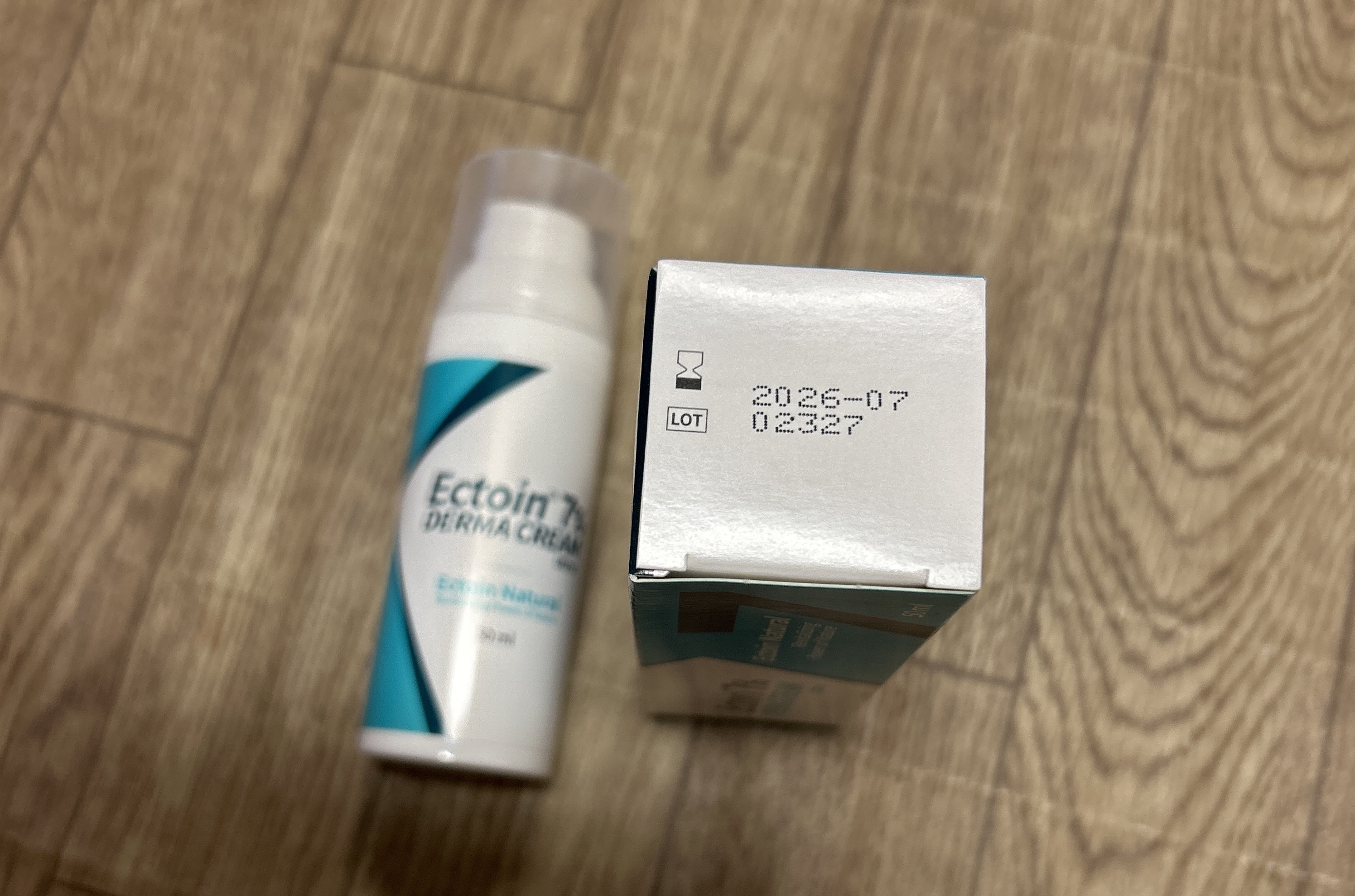 ドイツエクトイン 7％ ダーマクリームウルトラ/Dermailly/フェイスクリームを使ったクチコミ（2枚目）