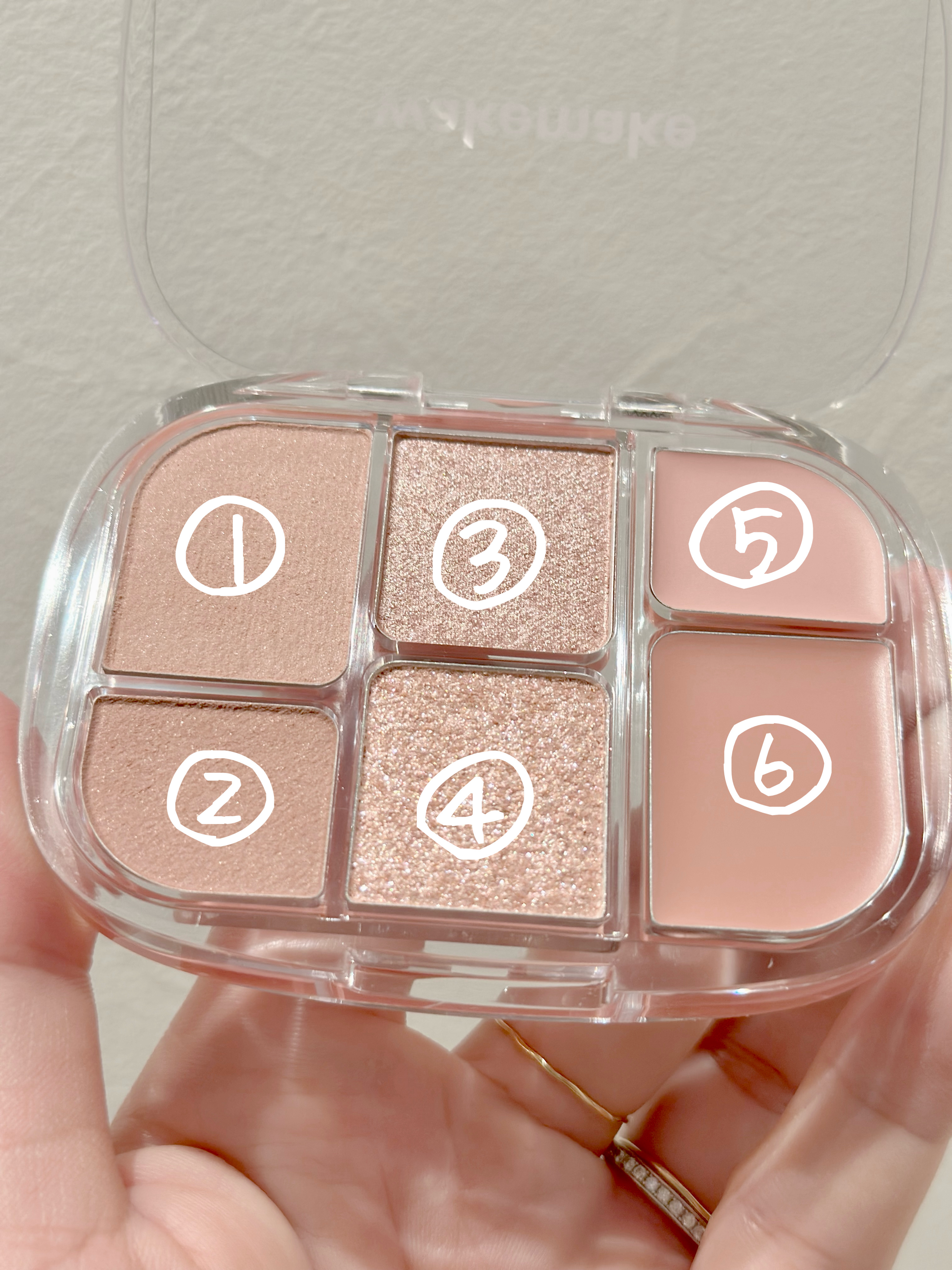 ソフトシアーマルチパレット/wakemake/アイシャドウパレットを使ったクチコミ（2枚目）