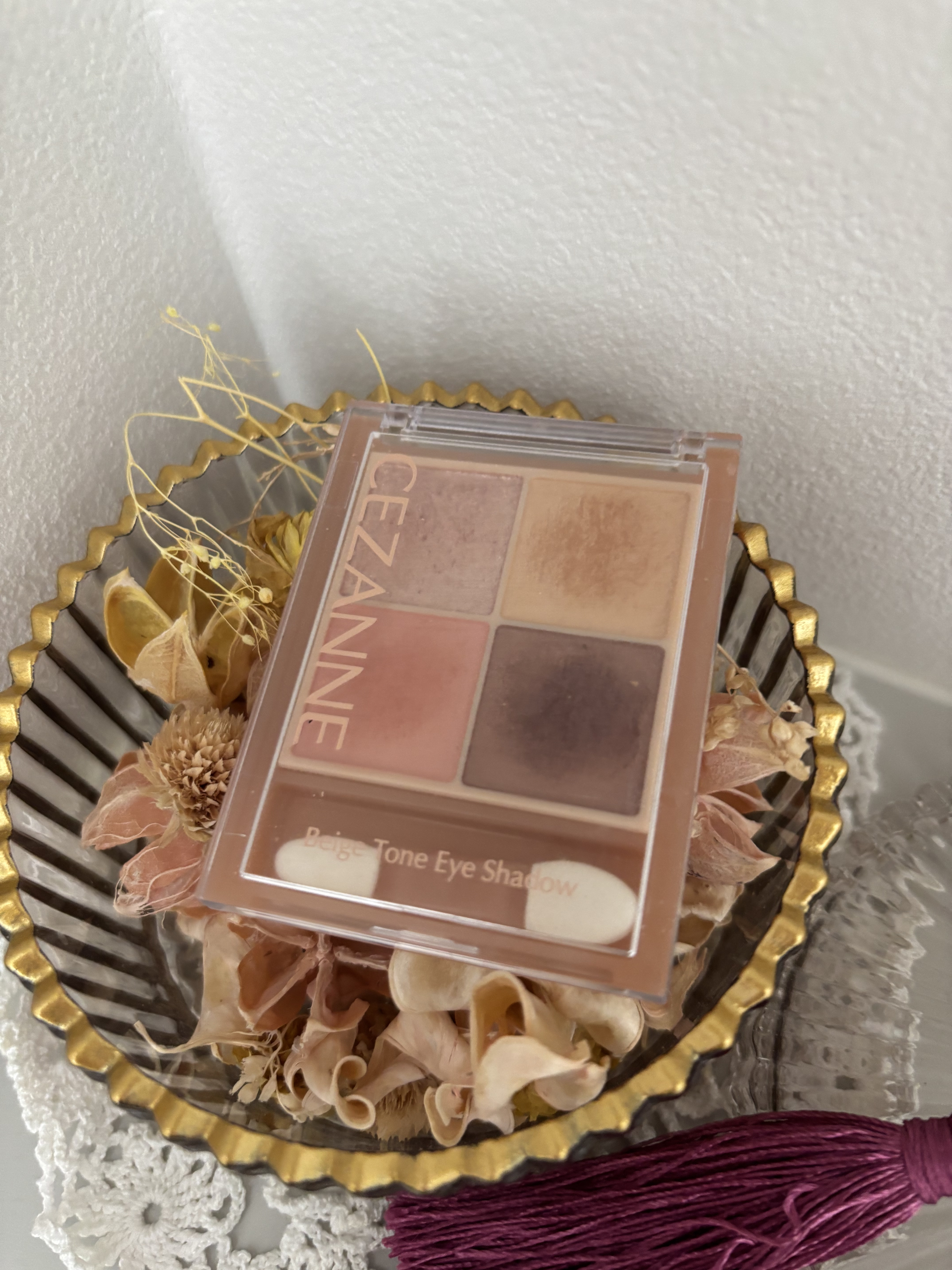 ベージュトーンアイシャドウ/CEZANNE/アイシャドウパレットを使ったクチコミ（1枚目）