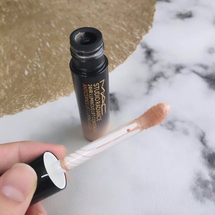 スタジオ ラディアンス 24 ルミナス コンシーラー/M・A・C/リキッドコンシーラーを使ったクチコミ(4枚目)