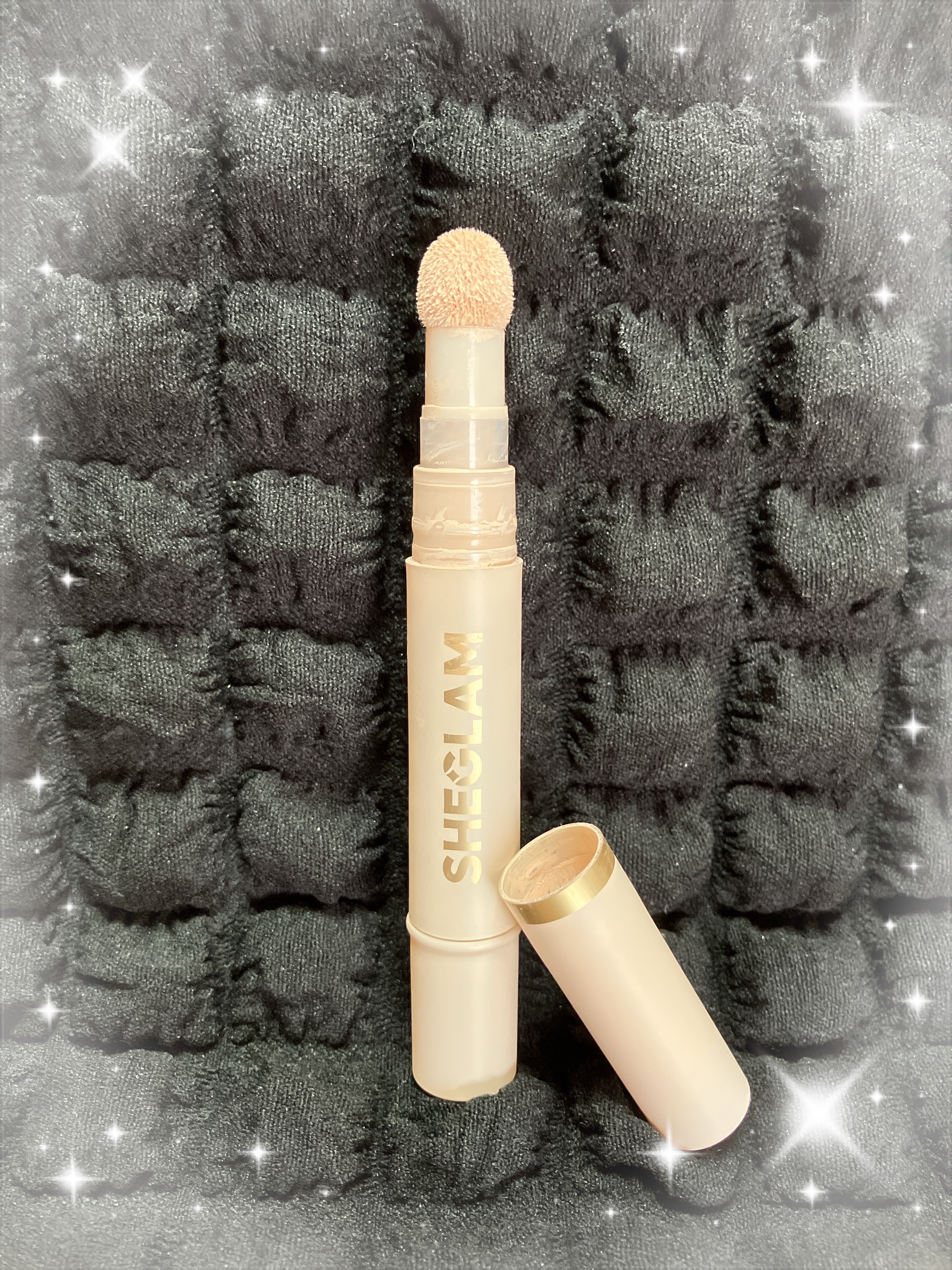 コンシーラー バタークリーム スポンジヘッド アプリケーター マット リキッド コンシーラー/SHEGLAM/クリームコンシーラーを使ったクチコミ（1枚目）