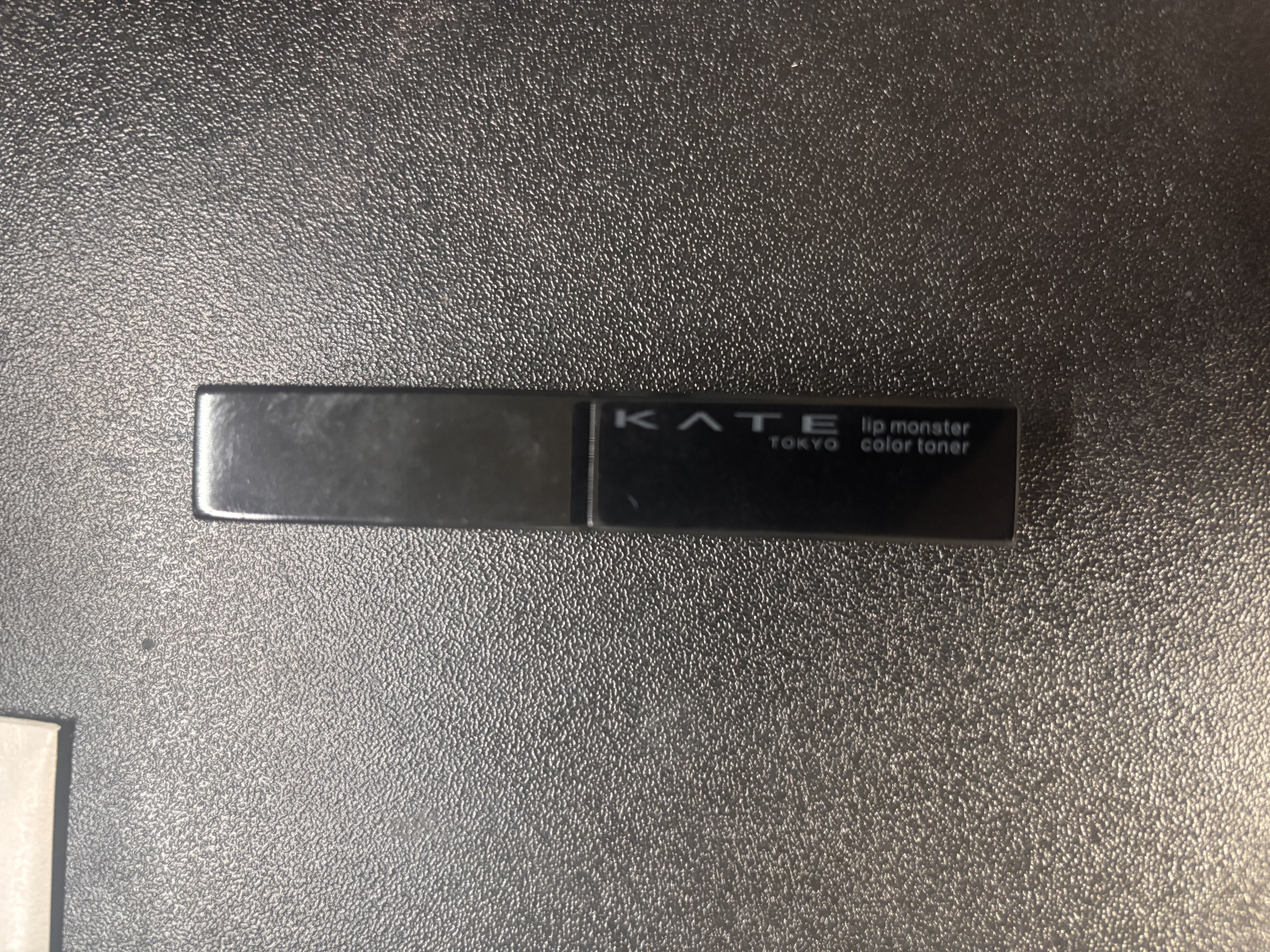 ケイト リップモンスターカラートナー/KATE/口紅を使ったクチコミ（2枚目）