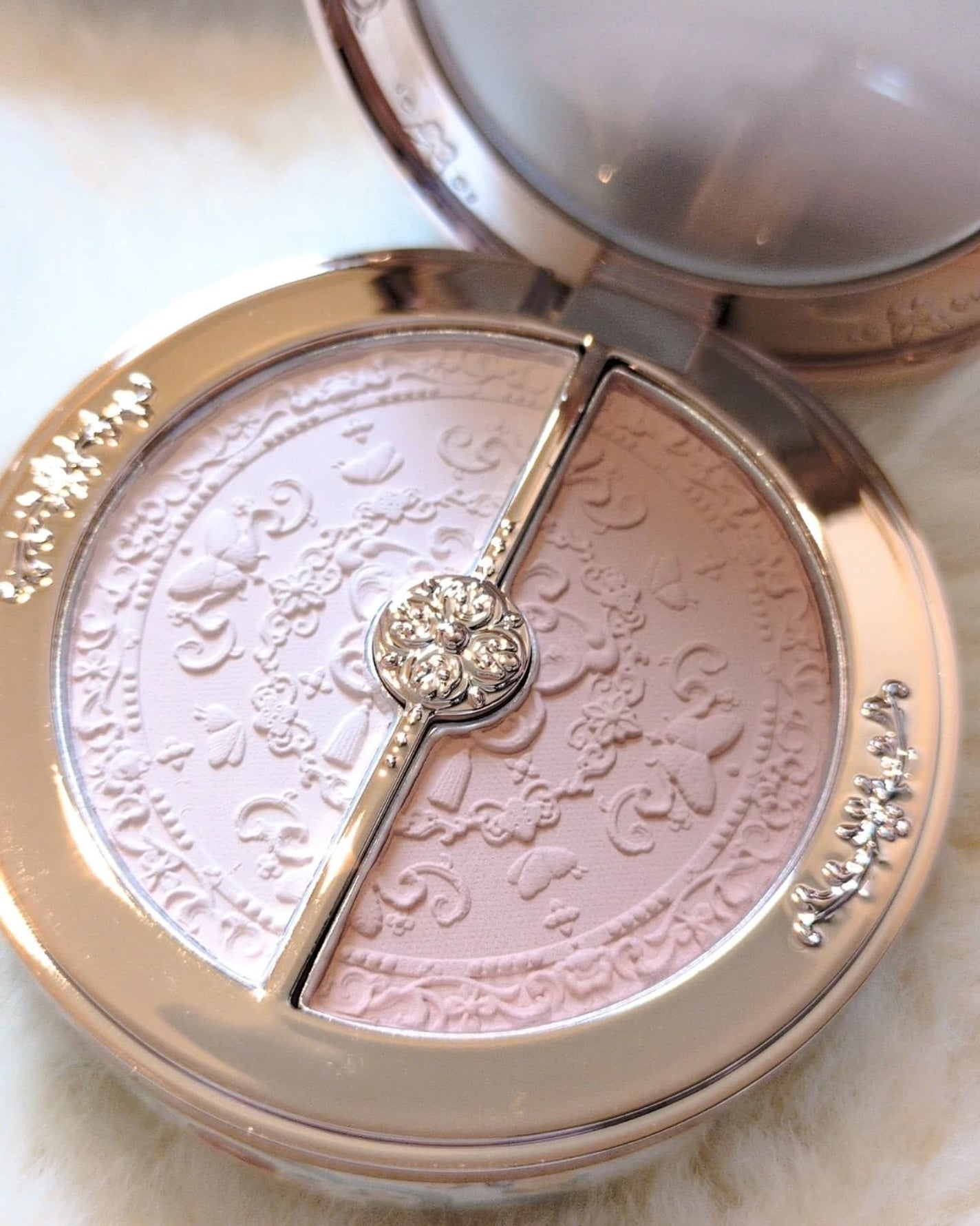 胡蝶雲肩ブラッシュデュオ<チークカラー> /FlowerKnows/パウダーチークを使ったクチコミ(6枚目)