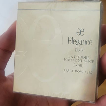 ラ プードル オートニュアンス/Elégance/プレストパウダーを使ったクチコミ(5枚目)