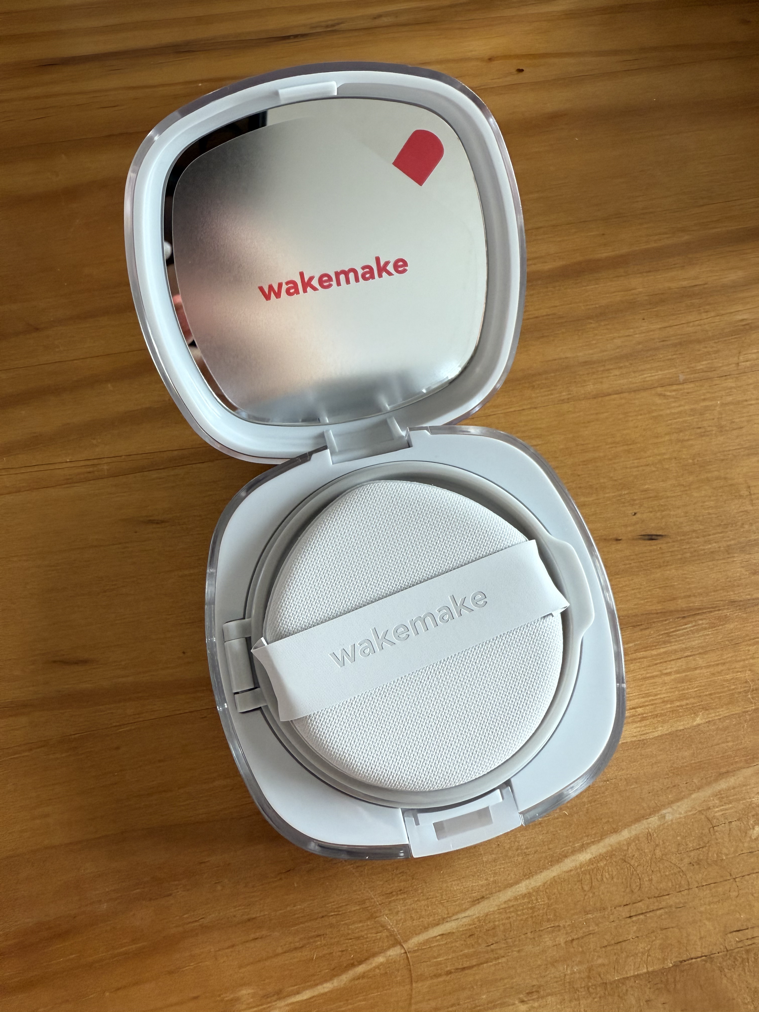 ウォーターベルベットカバークッション 22 ニュートラル/wakemake/クッションファンデーションを使ったクチコミ（1枚目）