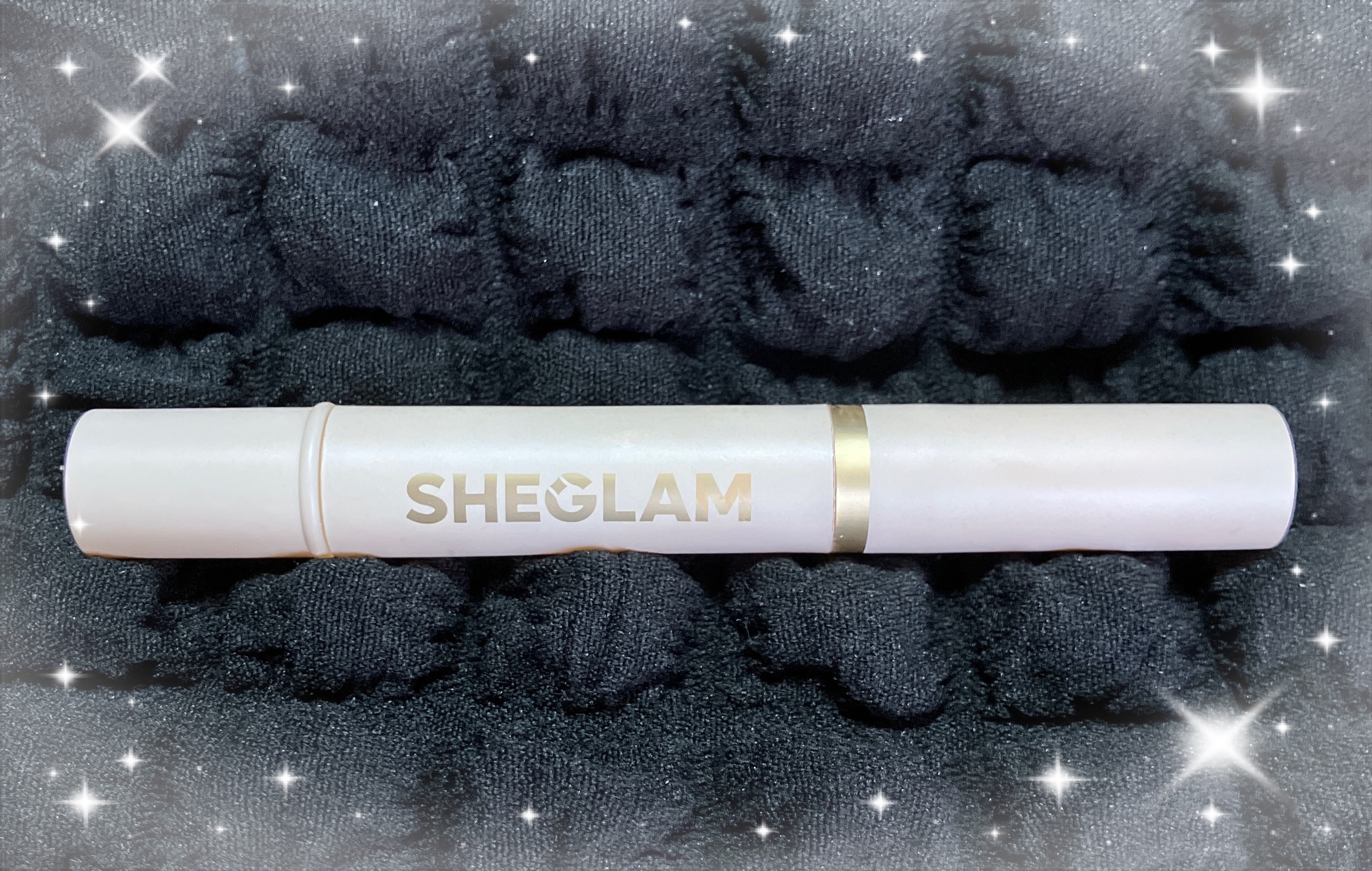 コンシーラー バタークリーム スポンジヘッド アプリケーター マット リキッド コンシーラー/SHEGLAM/クリームコンシーラーを使ったクチコミ（2枚目）