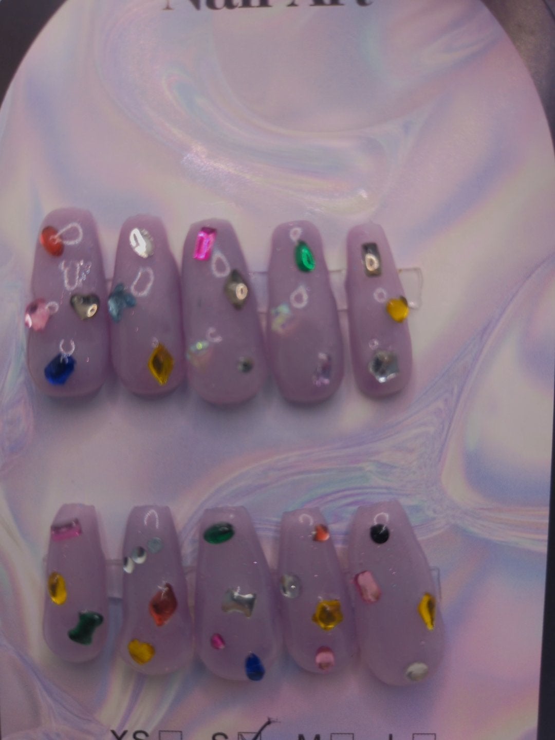 🌺MINAMI🌺 on LIPS 「お久しぶりです😊✨✨最近はネイルチップ作っていましたぁ(*´罒..」(3枚目)