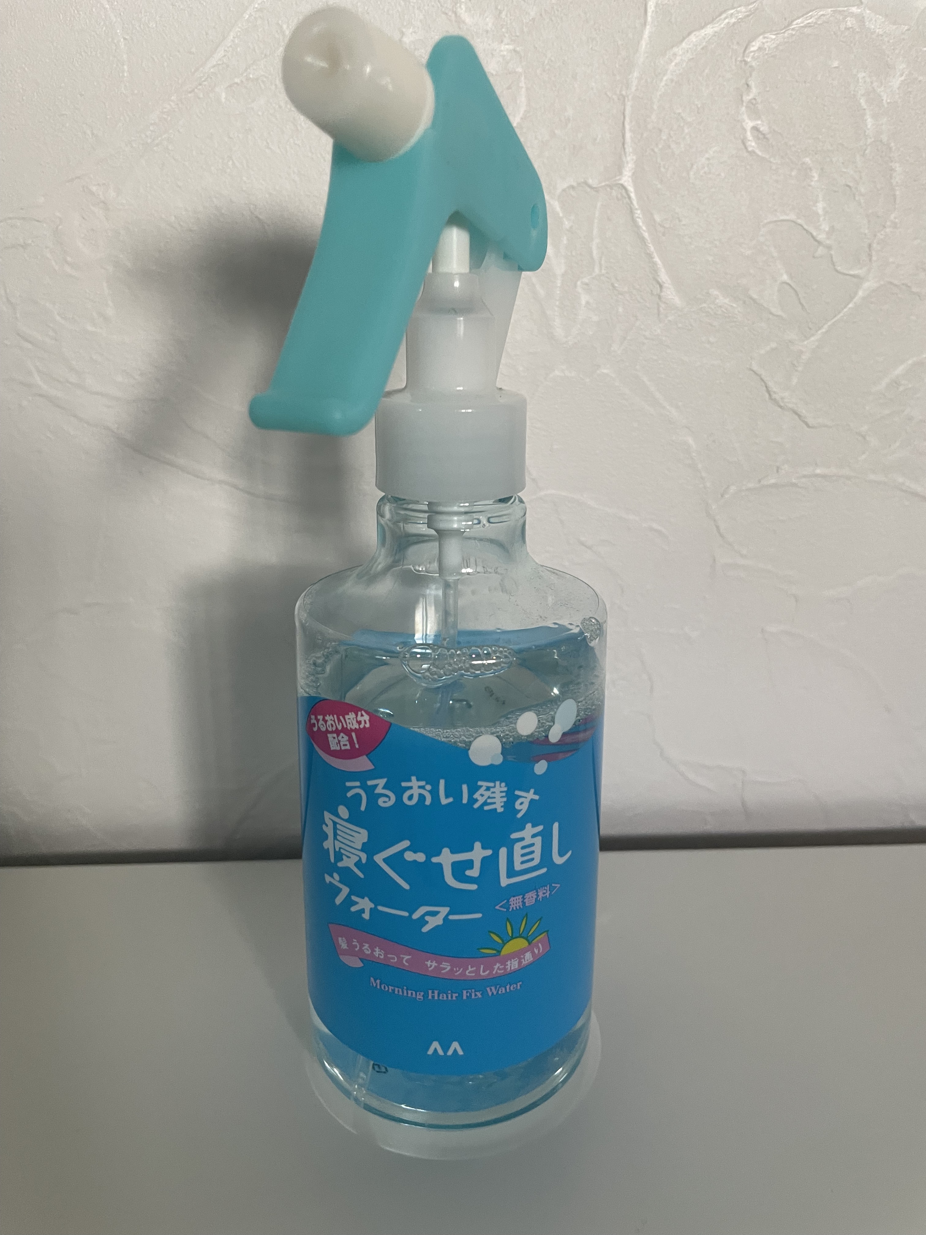マンダム 寝ぐせ直しウォーターのクチコミ「学生時代からずっと使ってるアイテム。
習慣になってるので、ブラッシングだけの時も毎回使います。.....」（1枚目）