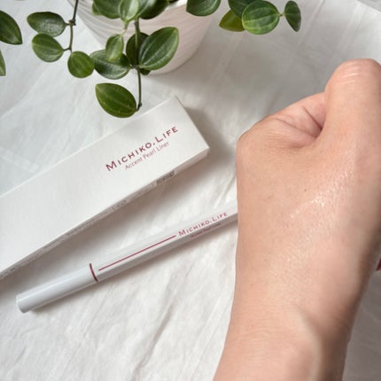 アクセントパールライナー/MICHIKO.LIFE/リキッドアイライナーを使ったクチコミ(3枚目)