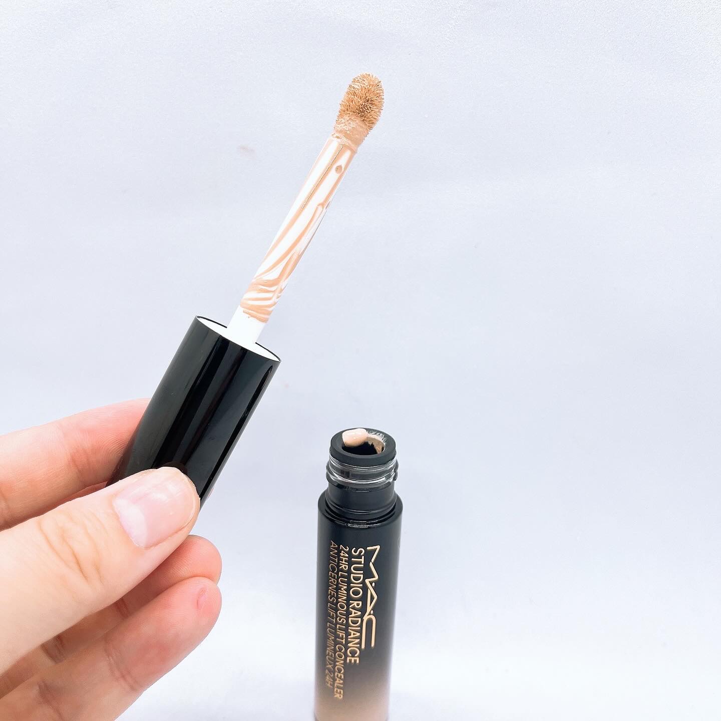 スタジオ ラディアンス 24 ルミナス コンシーラー/M・A・C/リキッドコンシーラーを使ったクチコミ（3枚目）