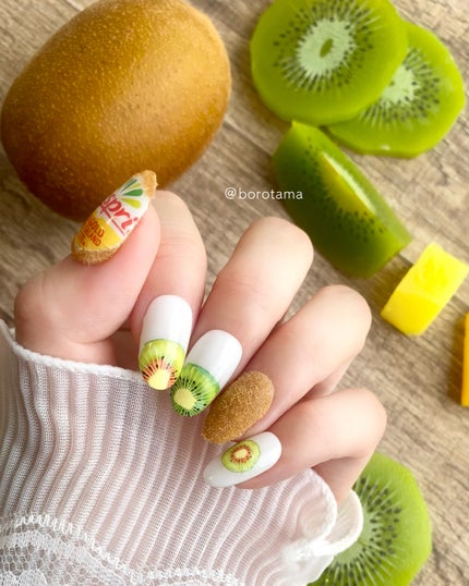 カラフルネイルズ/キャンメイク/マニキュアを使ったクチコミ(9枚目)