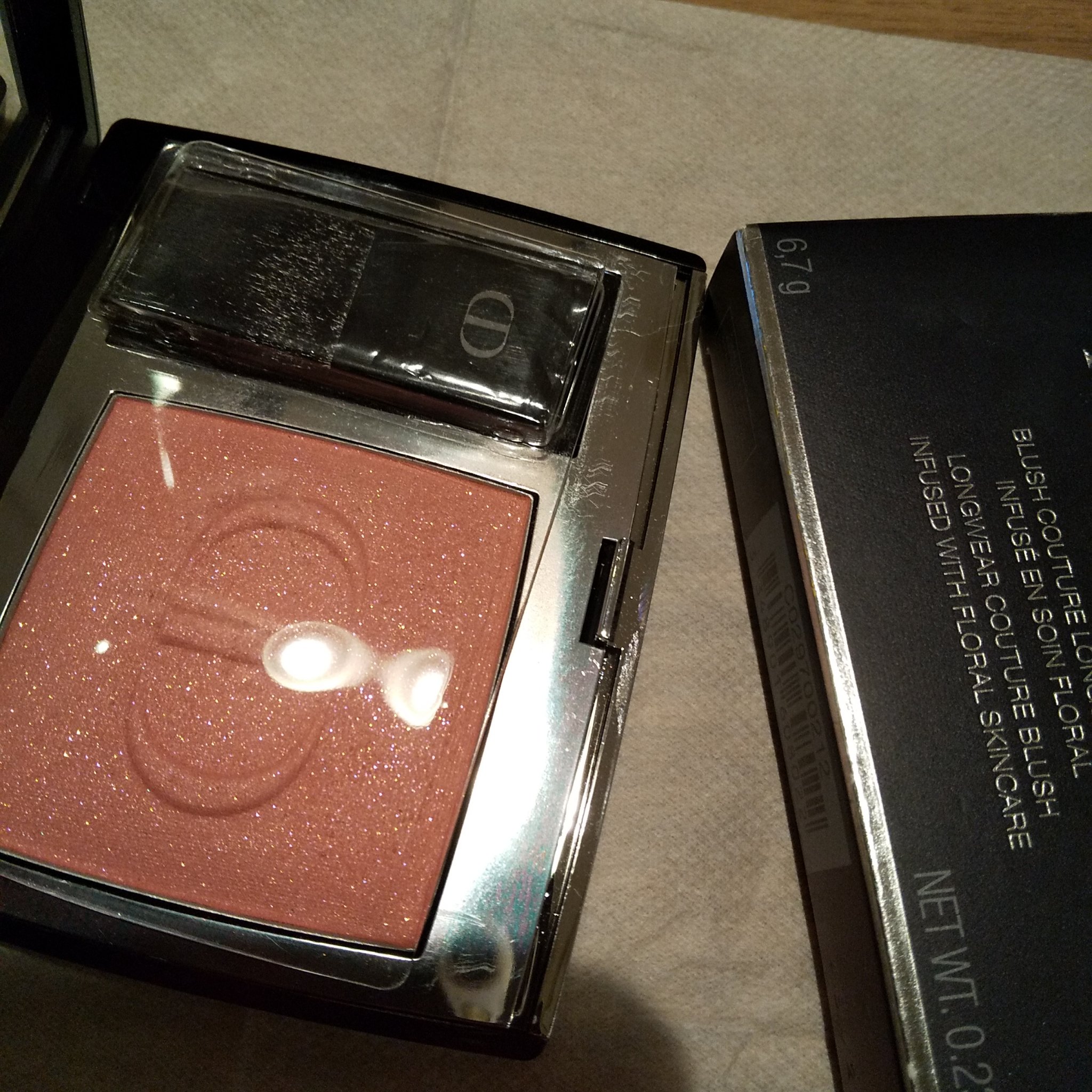 ディオールスキン フォーエヴァー クチュール ルミナイザー/Dior/プレストパウダーを使ったクチコミ（2枚目）